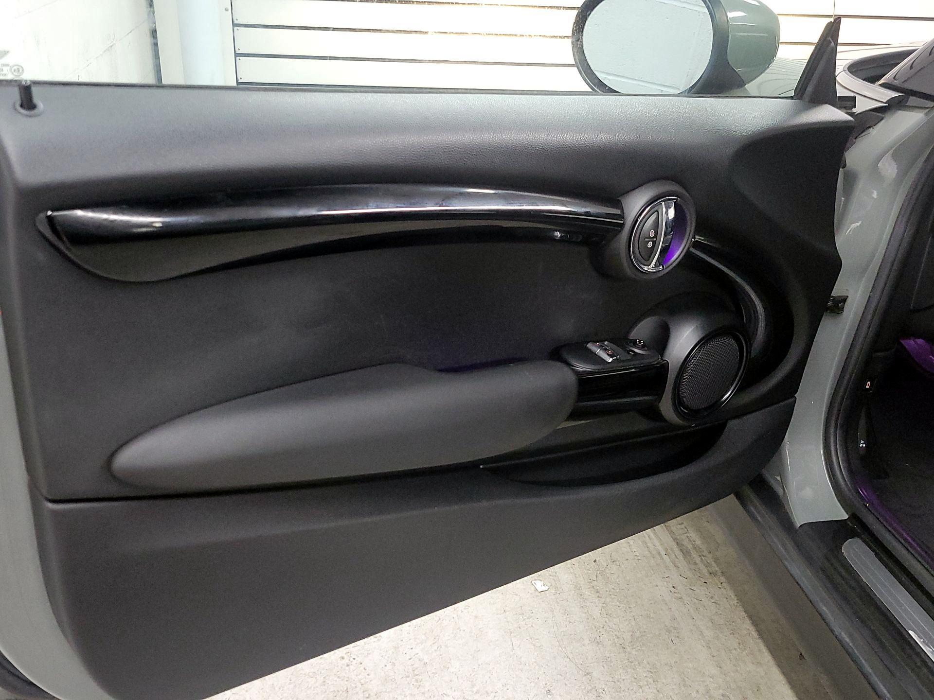 Thumbnail: 2020 MINI Cooper Hardtop - 12