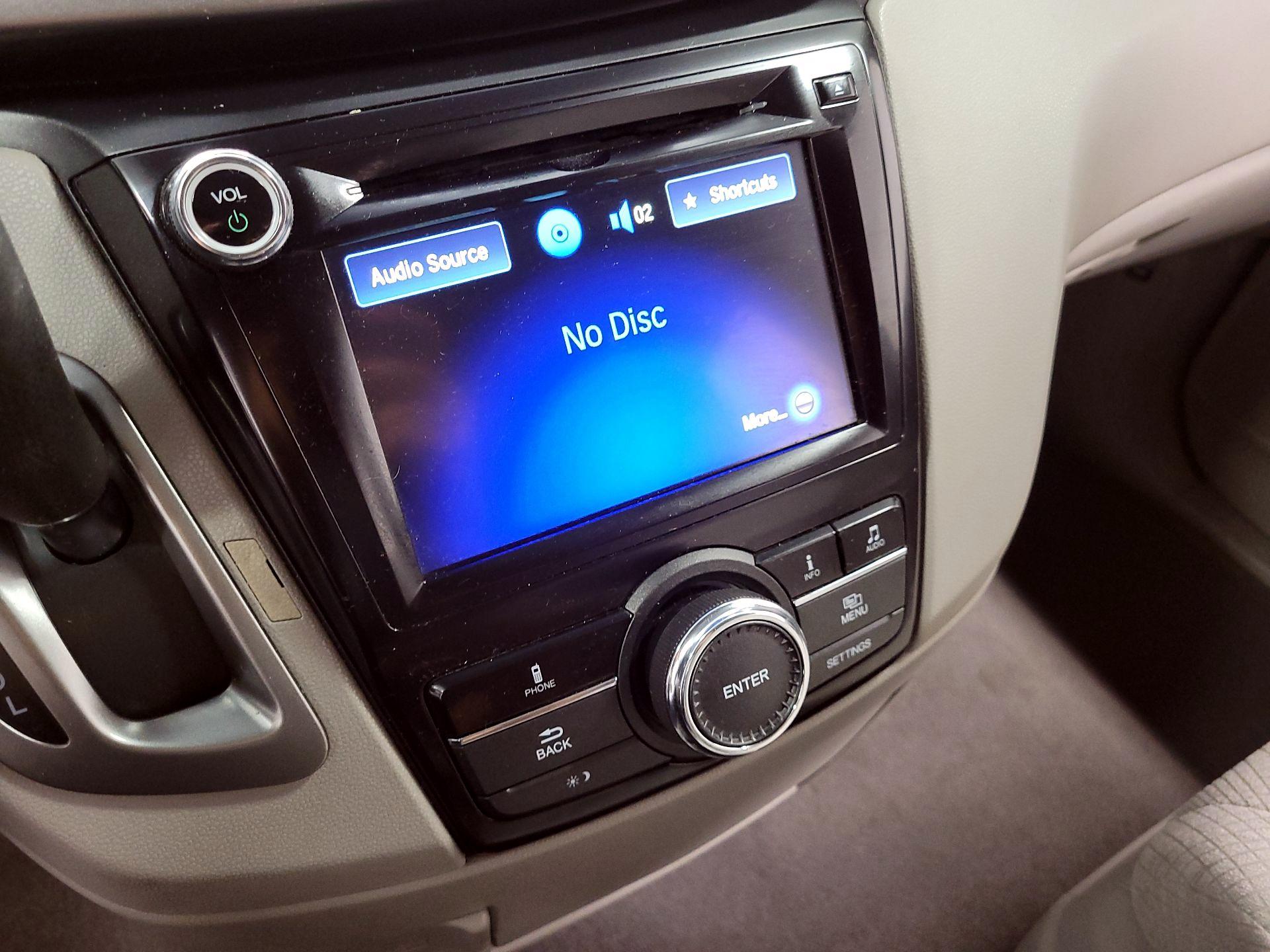 Thumbnail: 2015 Honda Odyssey - 15