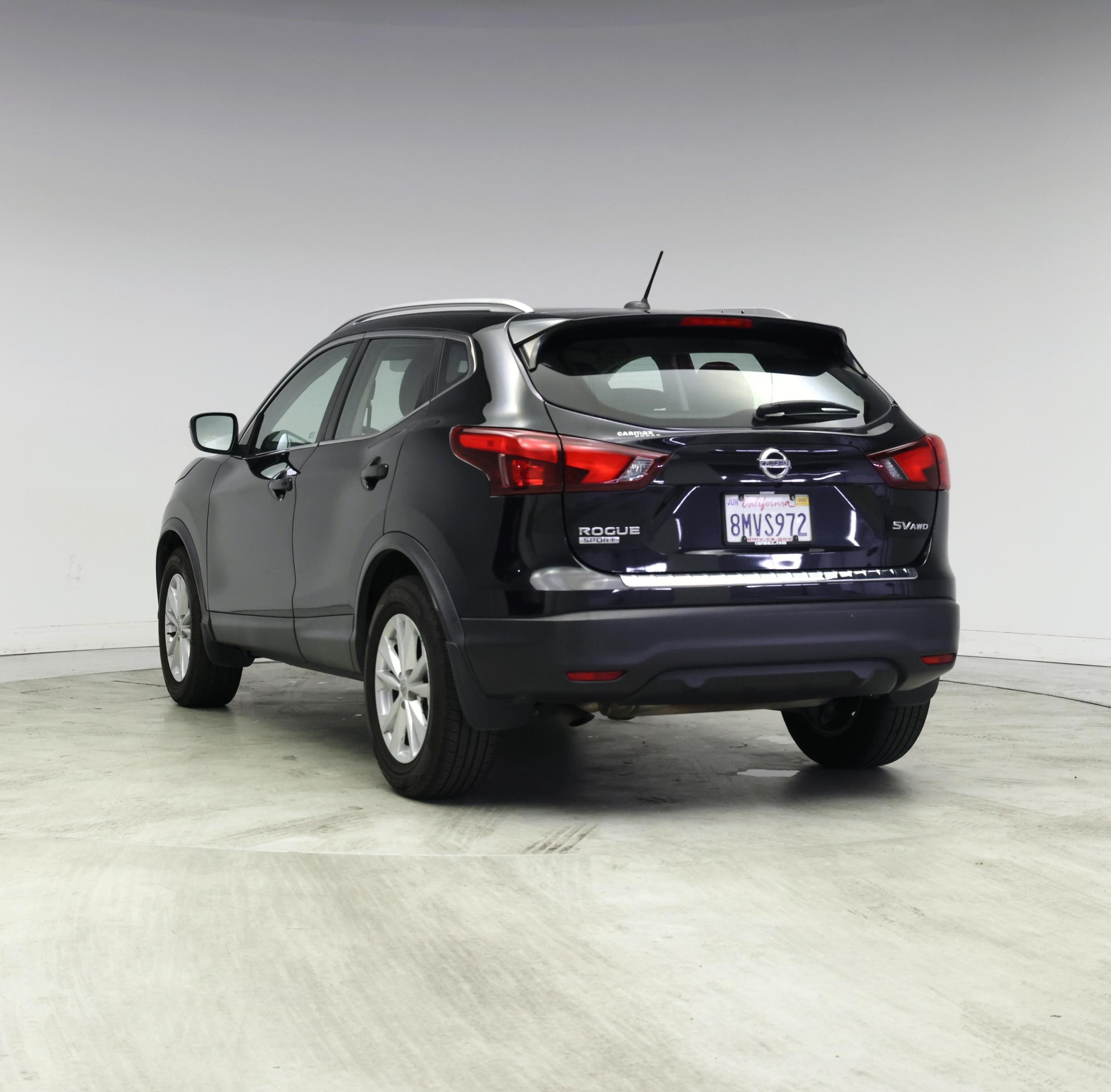 Thumbnail: 2017 Nissan Rogue Sport - 2