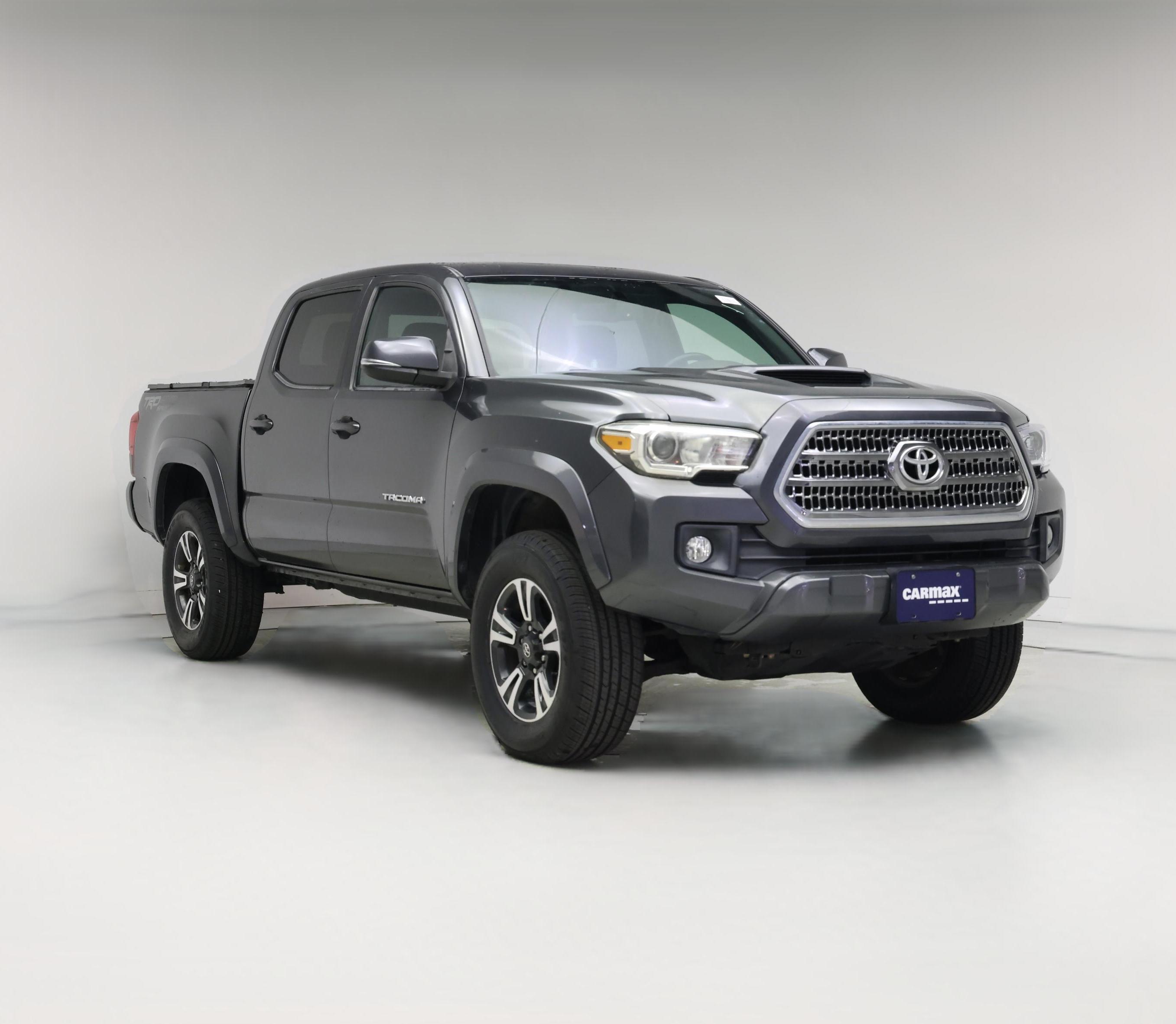 Thumbnail: 2016 Toyota Tacoma - 1
