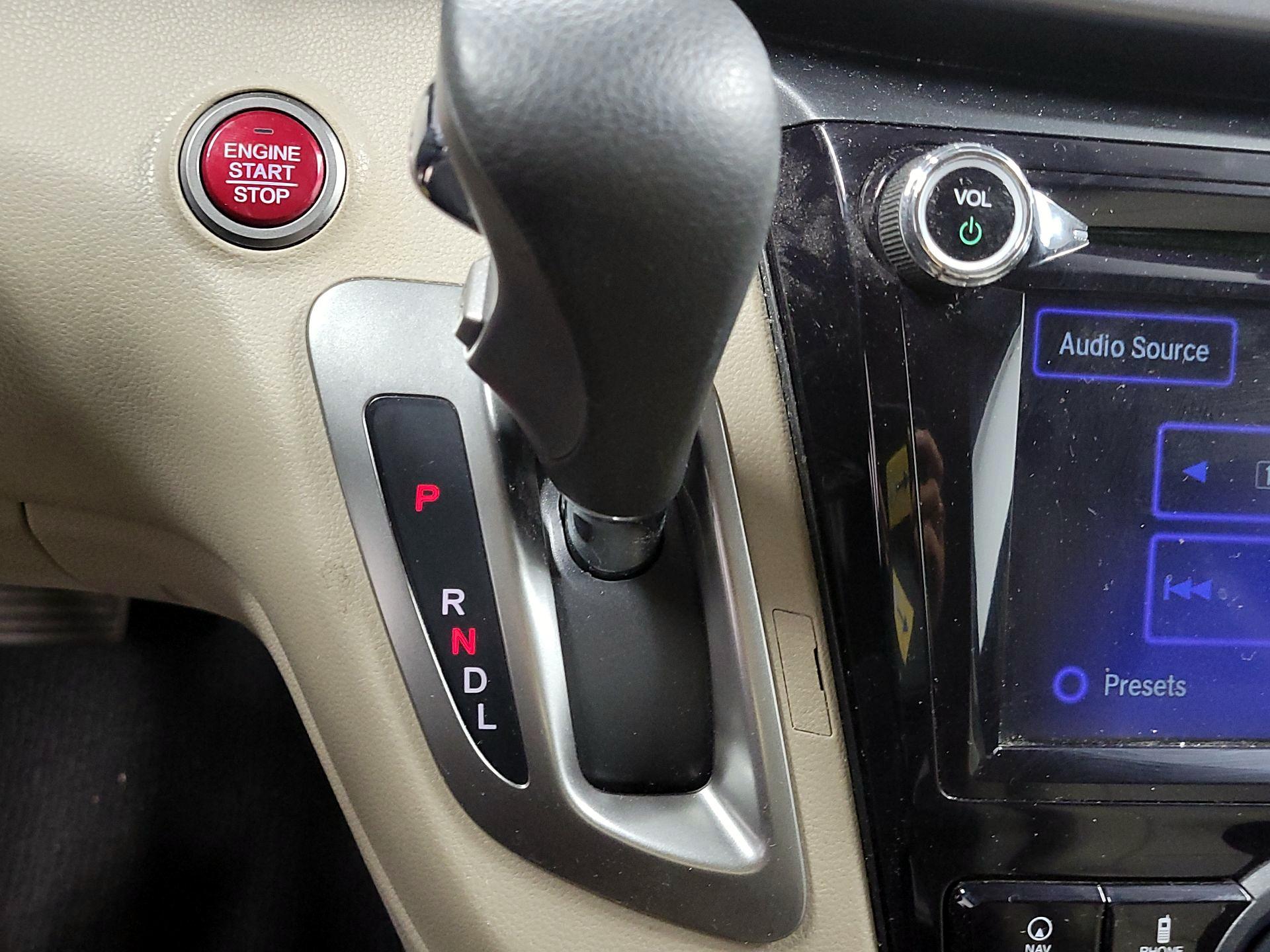 Thumbnail: 2014 Honda Odyssey - 17