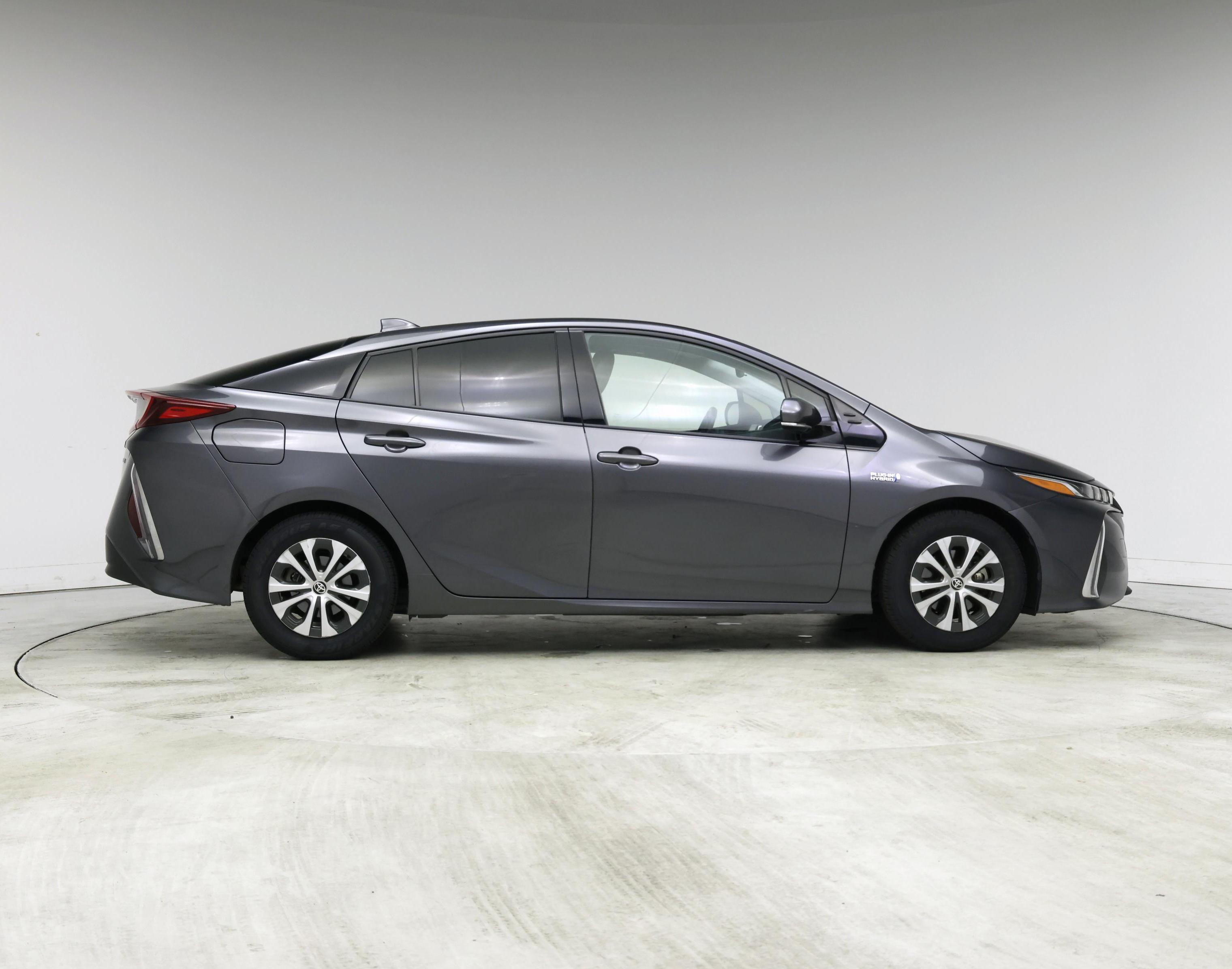Thumbnail: 2020 Toyota Prius Prime - 7