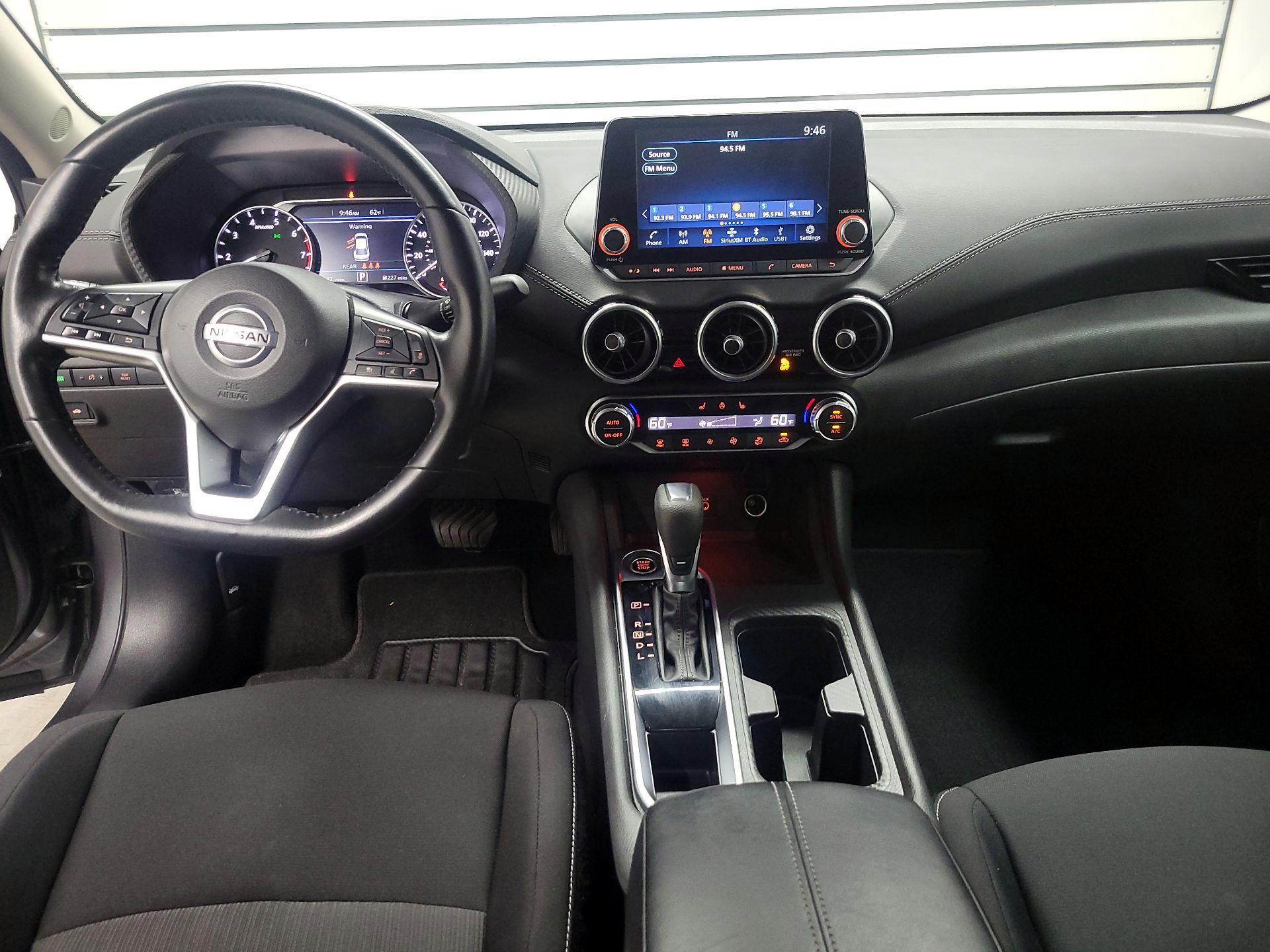 Thumbnail: 2022 Nissan Sentra - 9