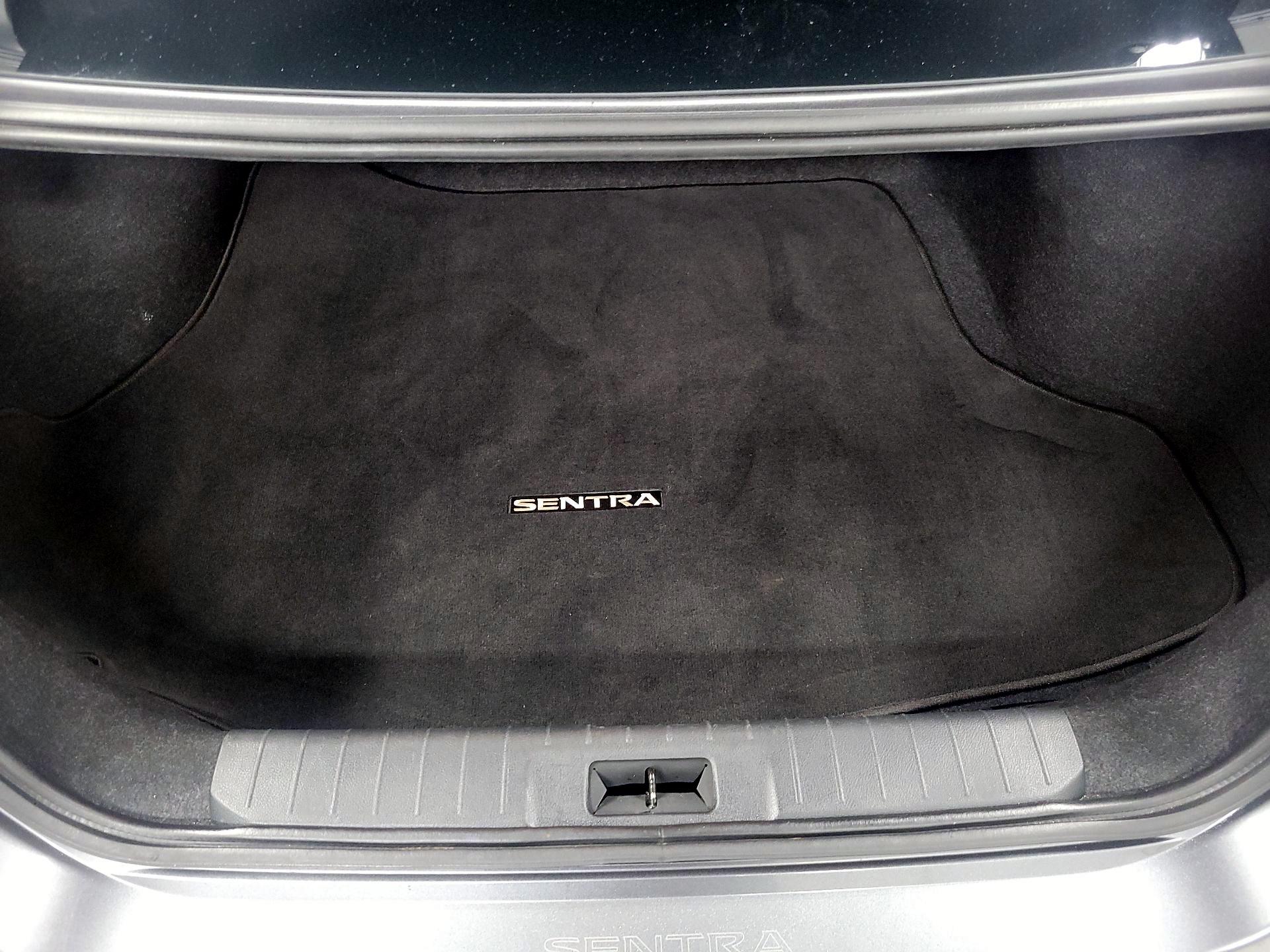 Thumbnail: 2022 Nissan Sentra - 20