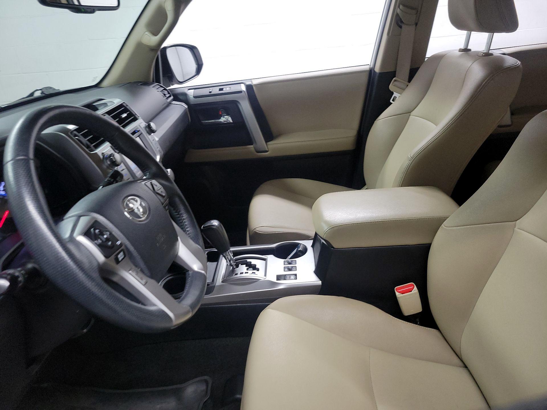Thumbnail: 2019 Toyota 4Runner - 11