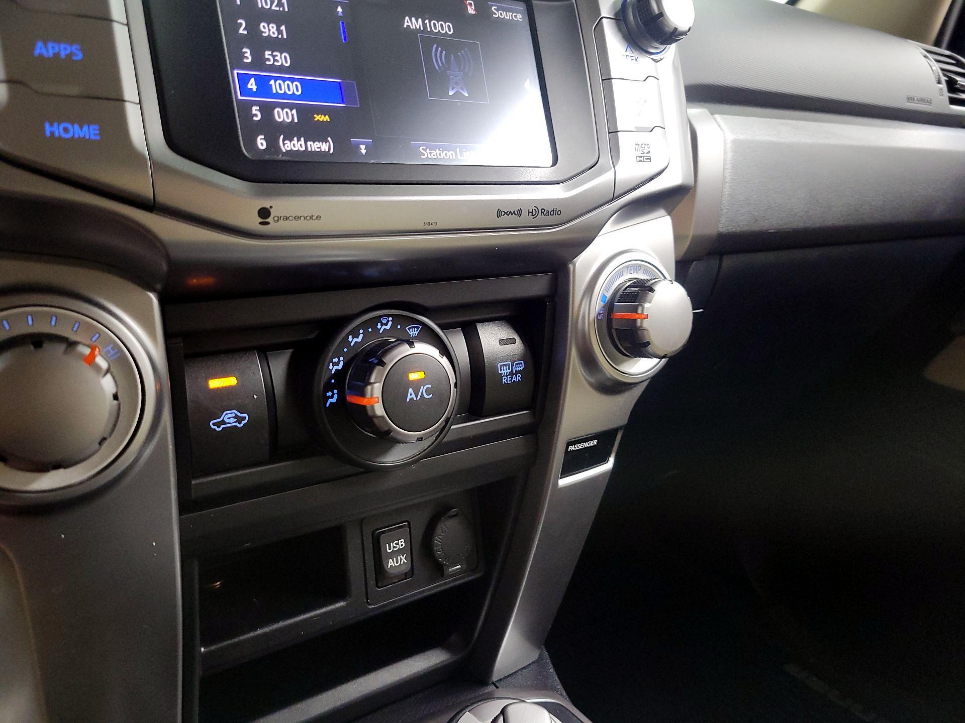 Thumbnail: 2019 Toyota 4Runner - 15
