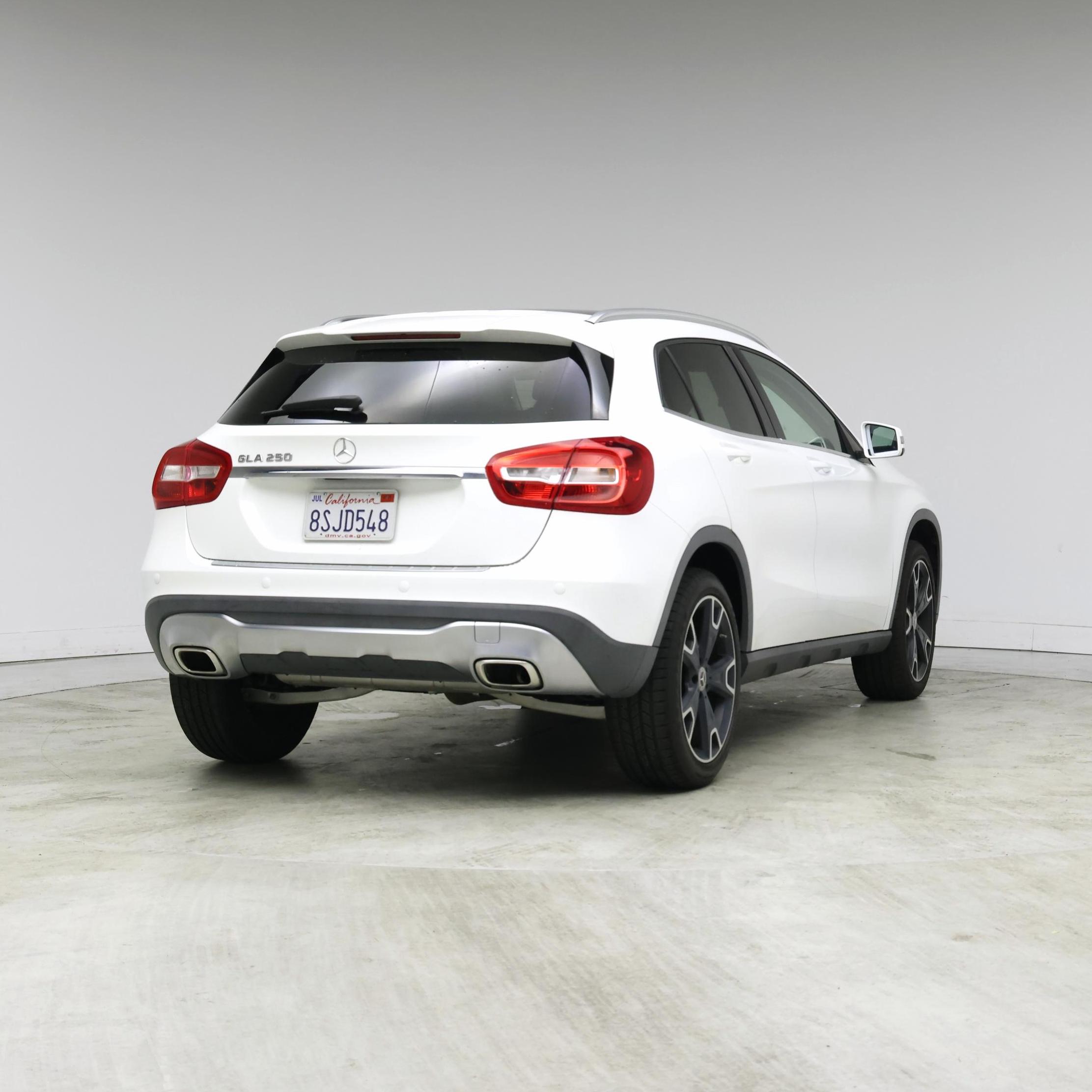 Thumbnail: 2020 Mercedes-Benz GLA - 8