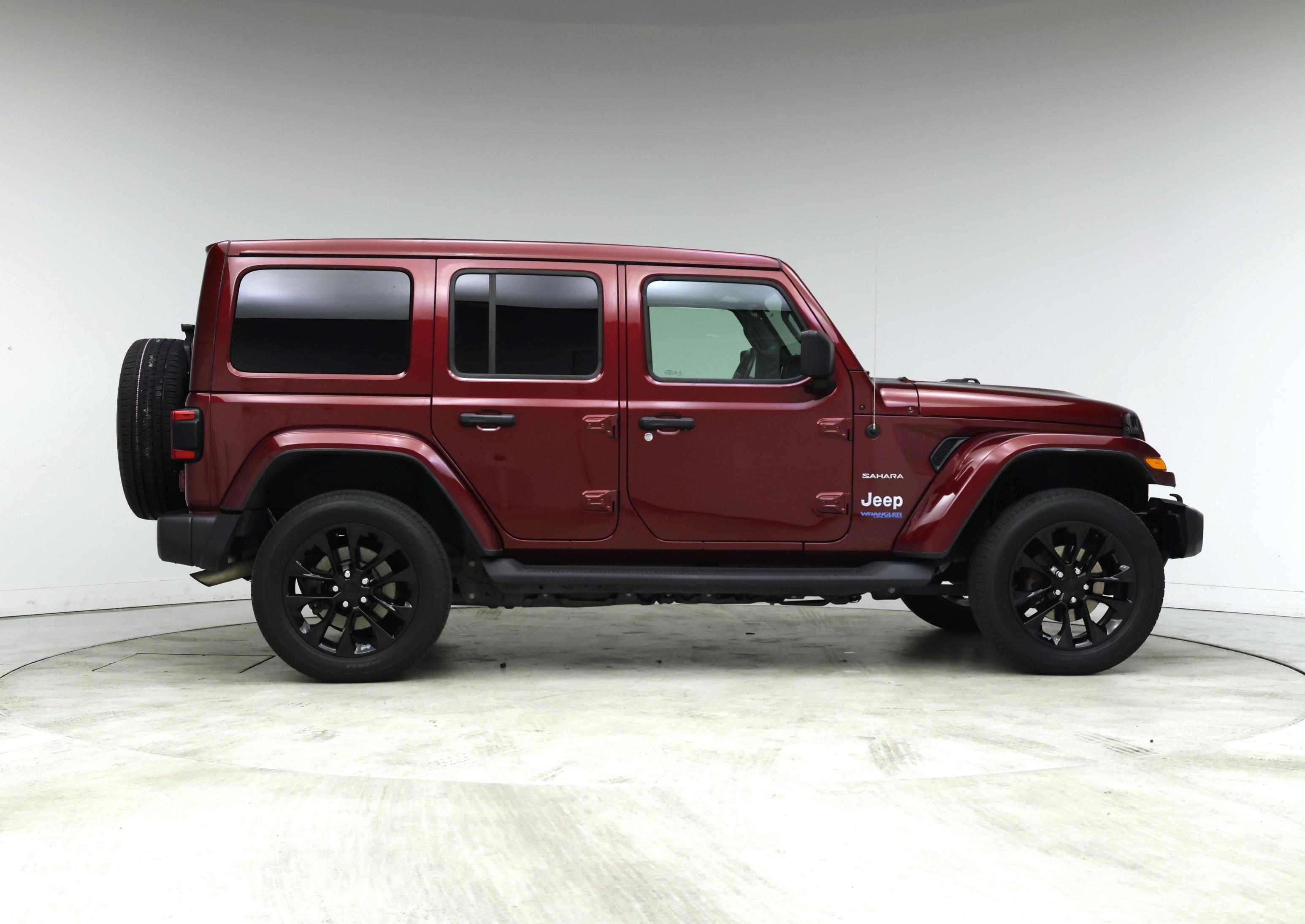 Thumbnail: 2021 Jeep Wrangler - 7