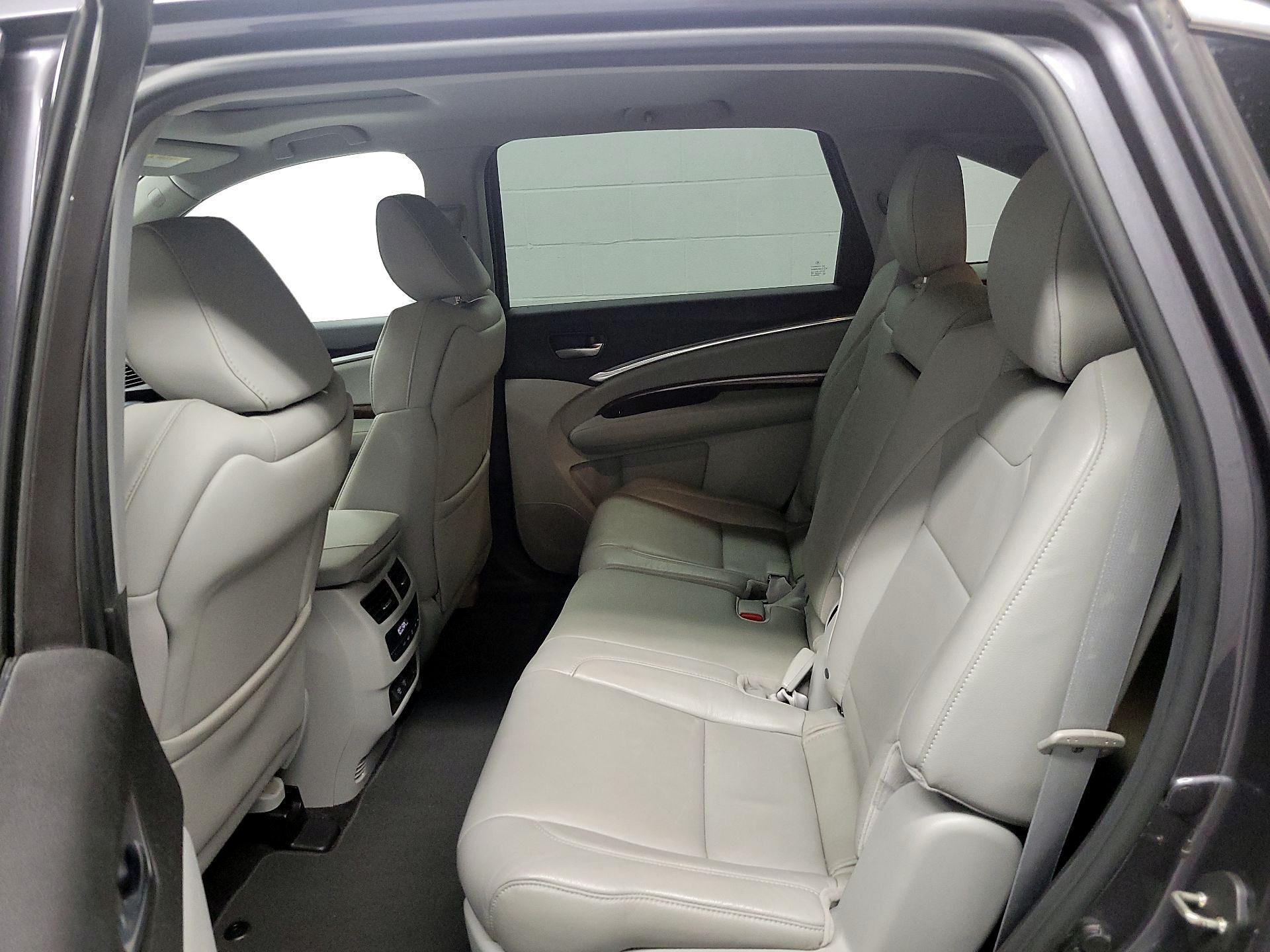 Thumbnail: 2017 Acura MDX - 18