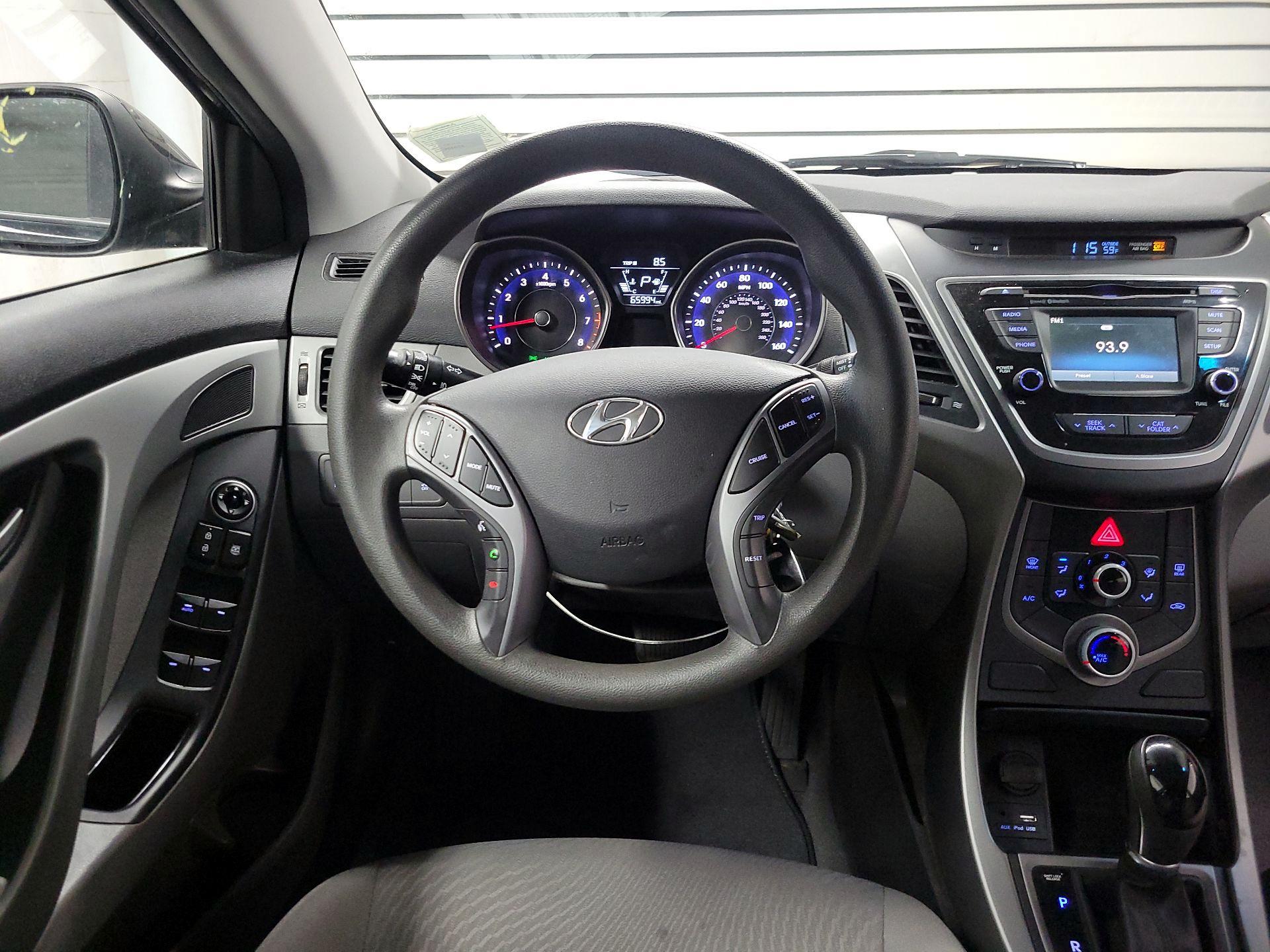 Thumbnail: 2016 Hyundai Elantra - 10