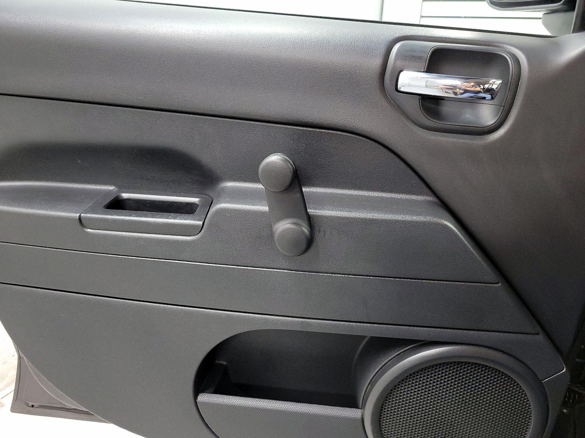 Thumbnail: 2014 Jeep Compass - 12