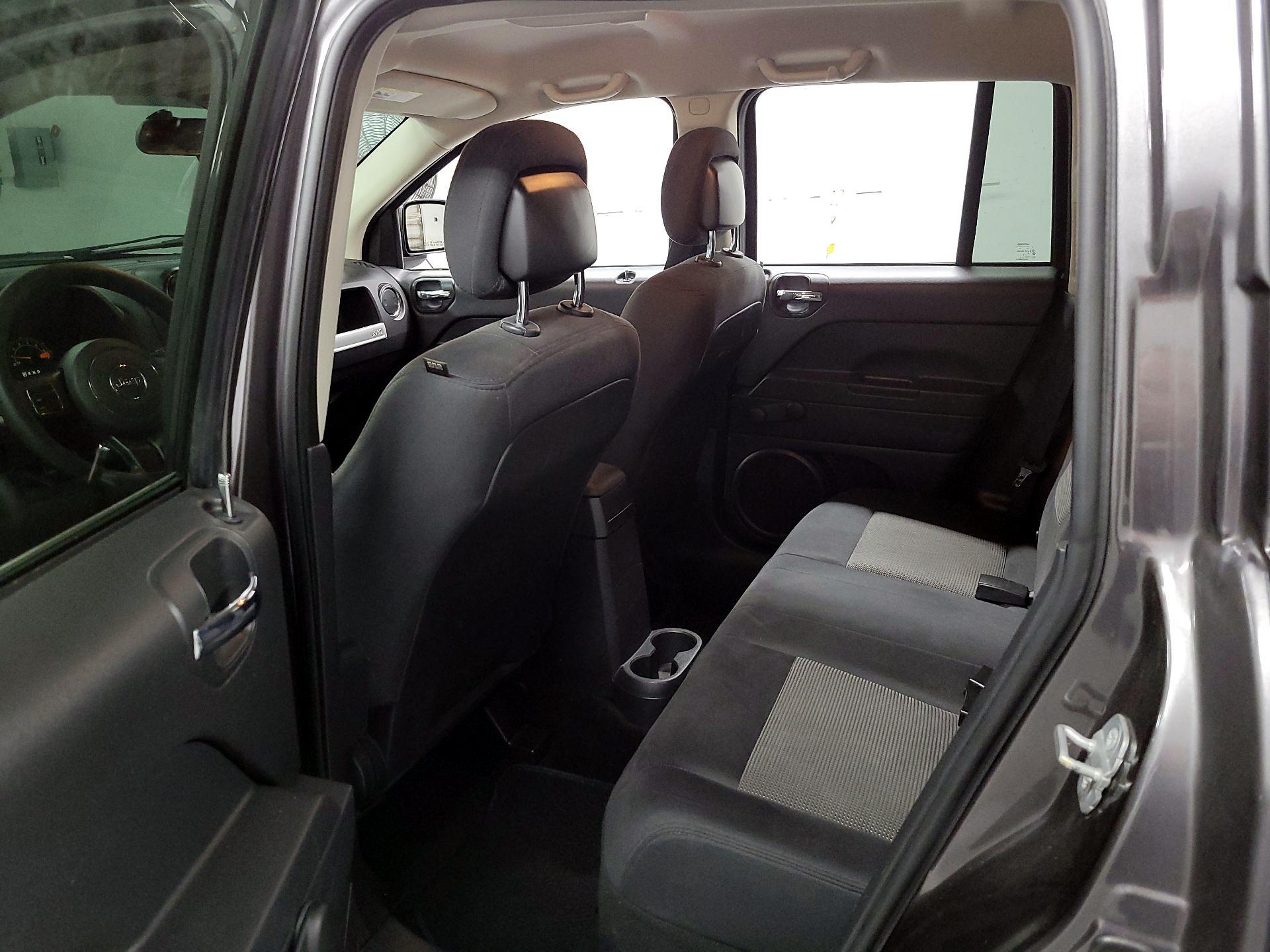 Thumbnail: 2014 Jeep Compass - 17