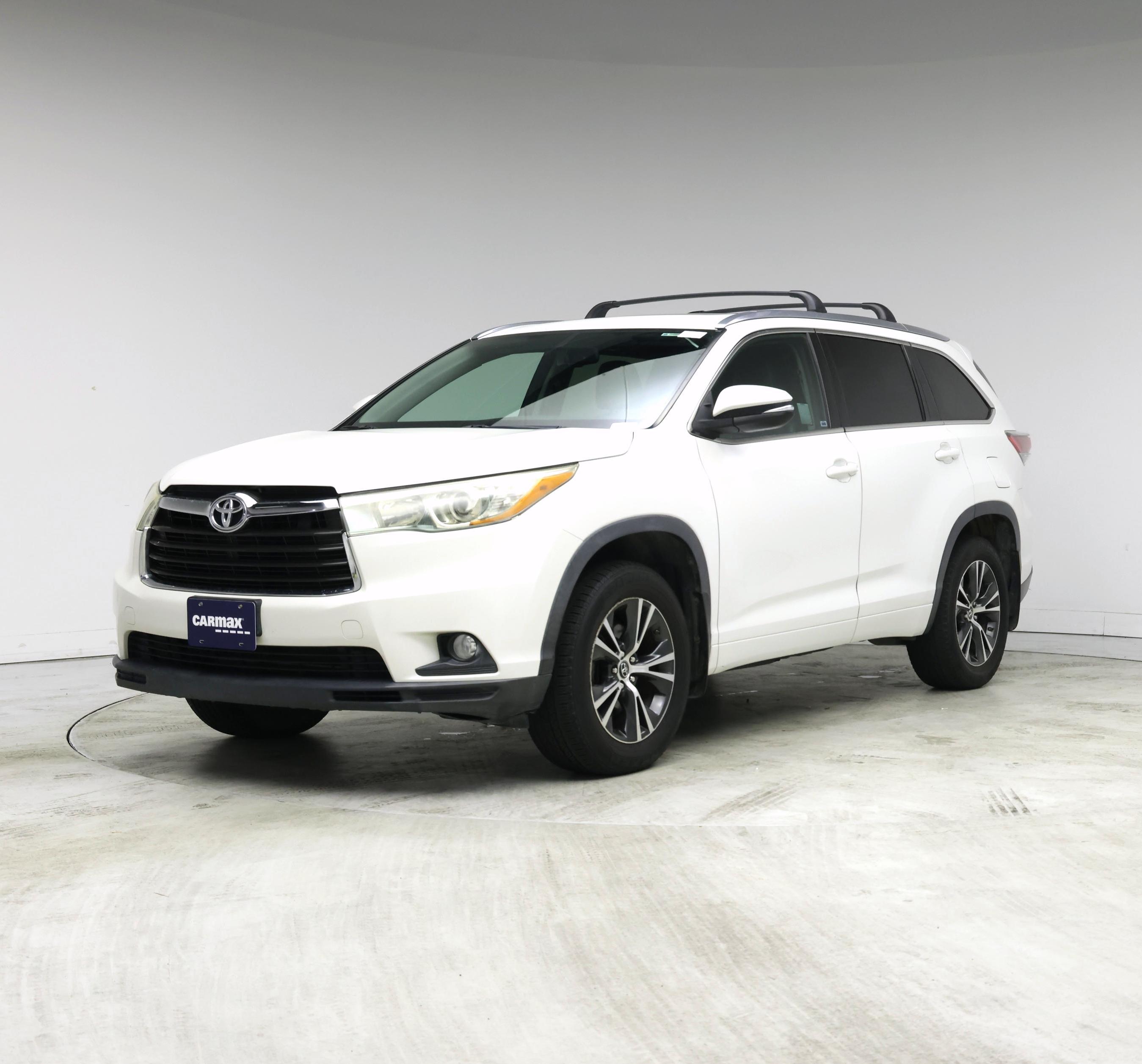 Thumbnail: 2016 Toyota Highlander - 4