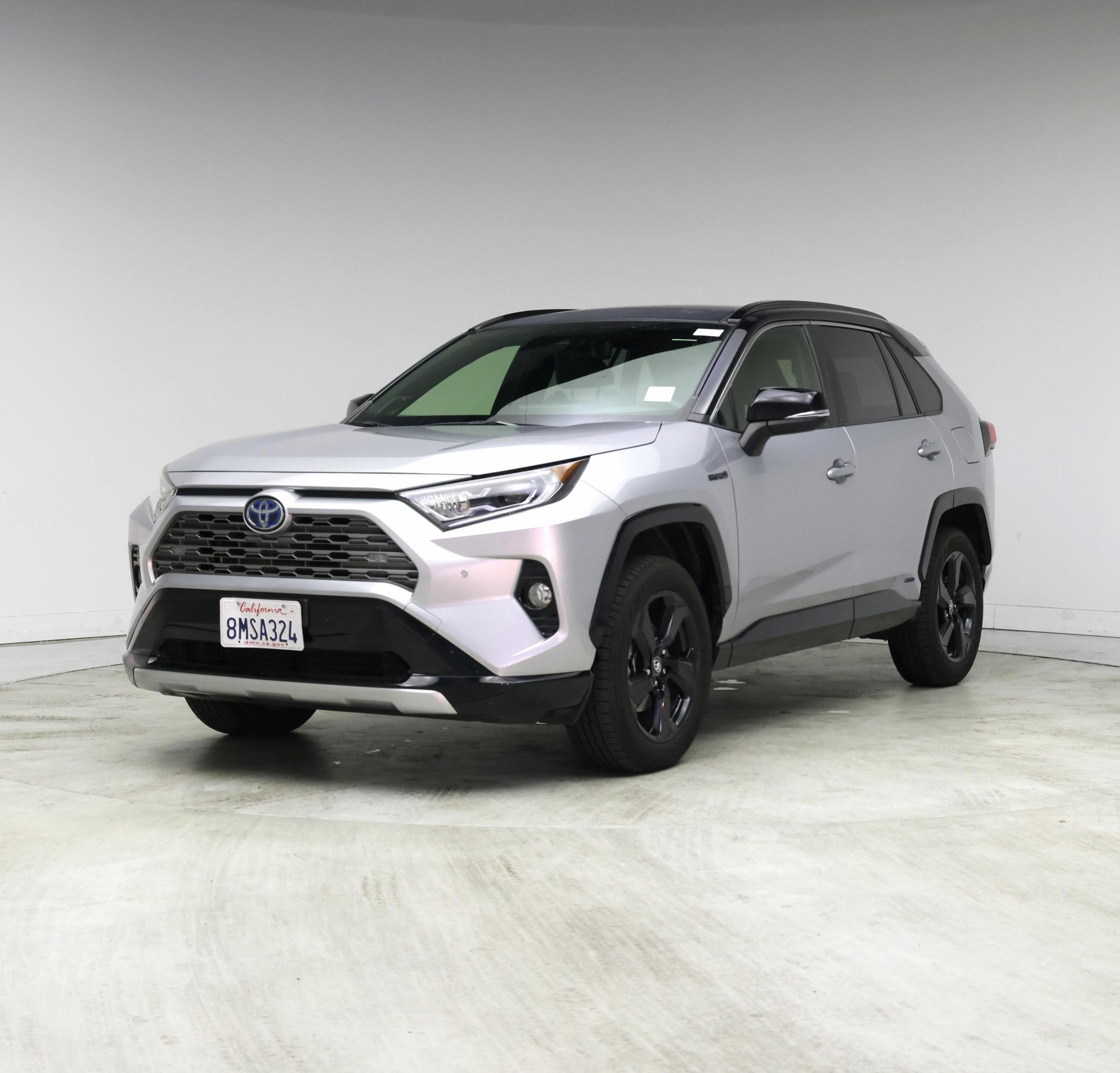 Thumbnail: 2019 Toyota RAV4 - 4