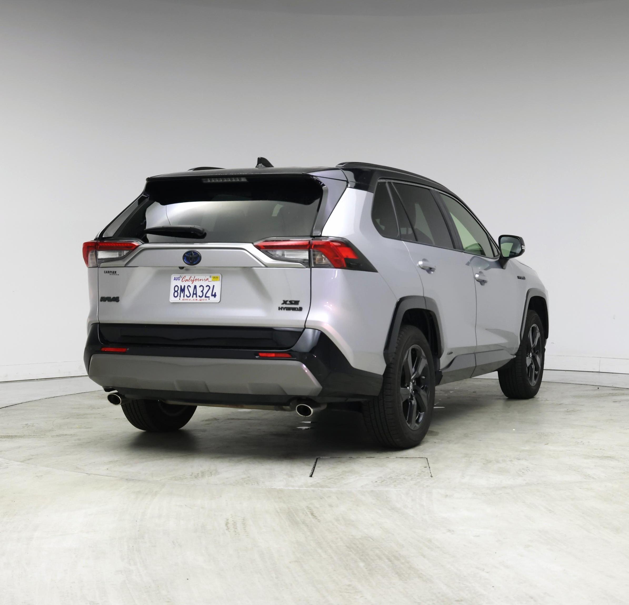 Thumbnail: 2019 Toyota RAV4 - 8