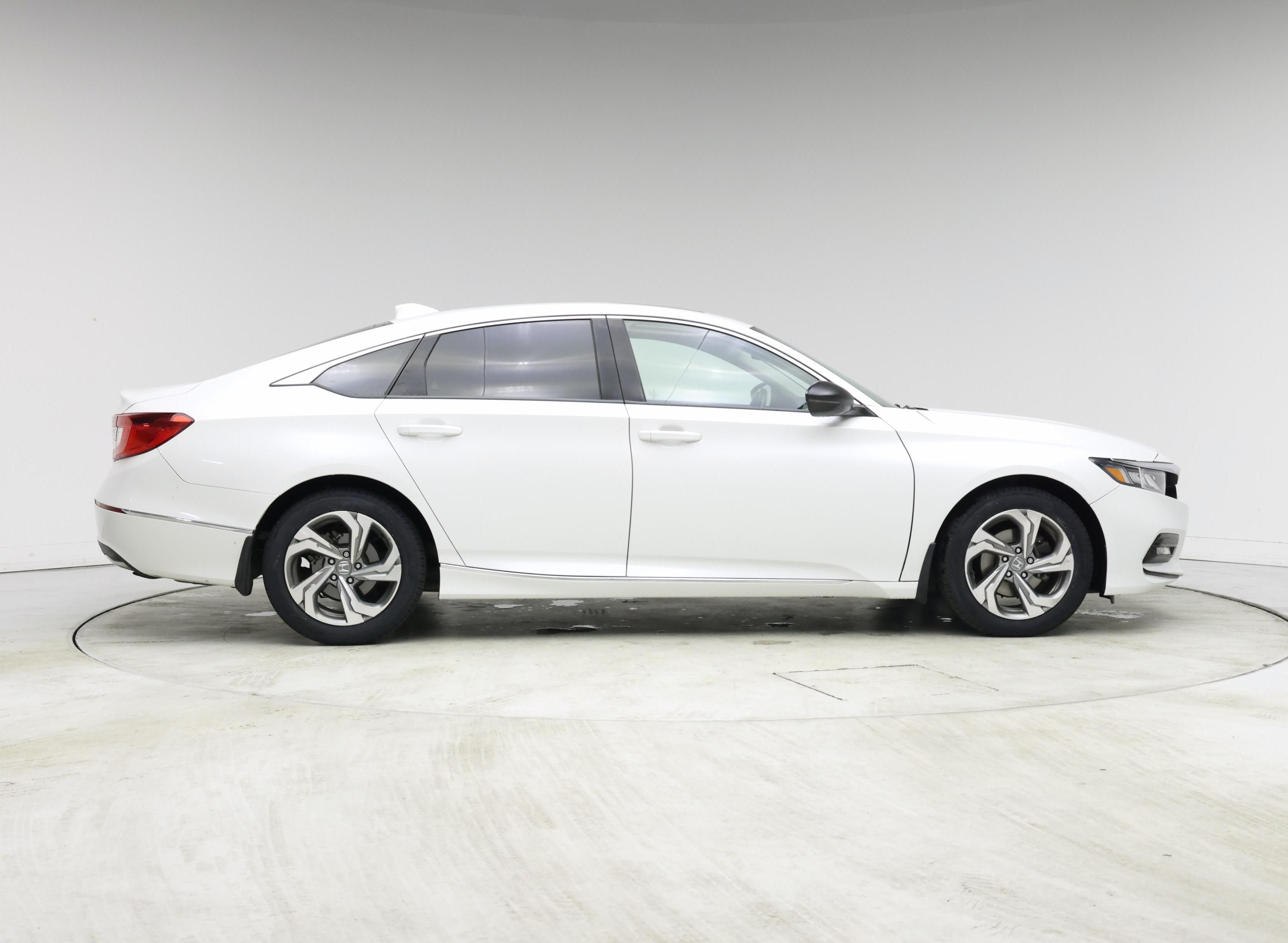 Thumbnail: 2018 Honda Accord - 7