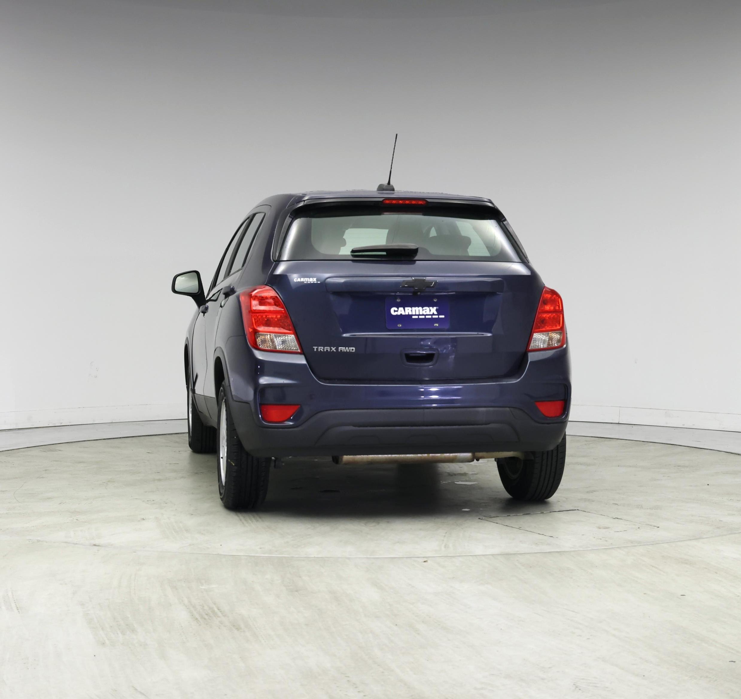 Thumbnail: 2018 Chevrolet Trax - 6