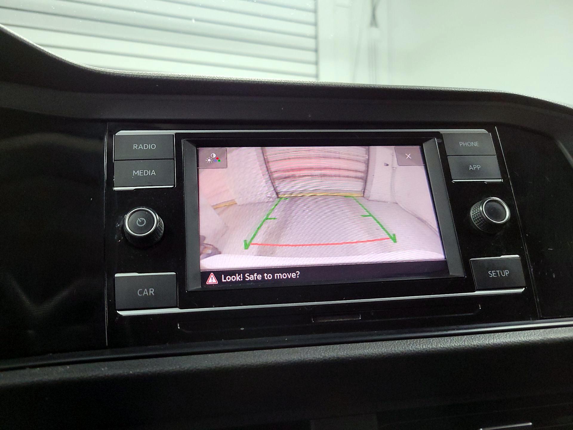 Thumbnail: 2019 Volkswagen Jetta - 14