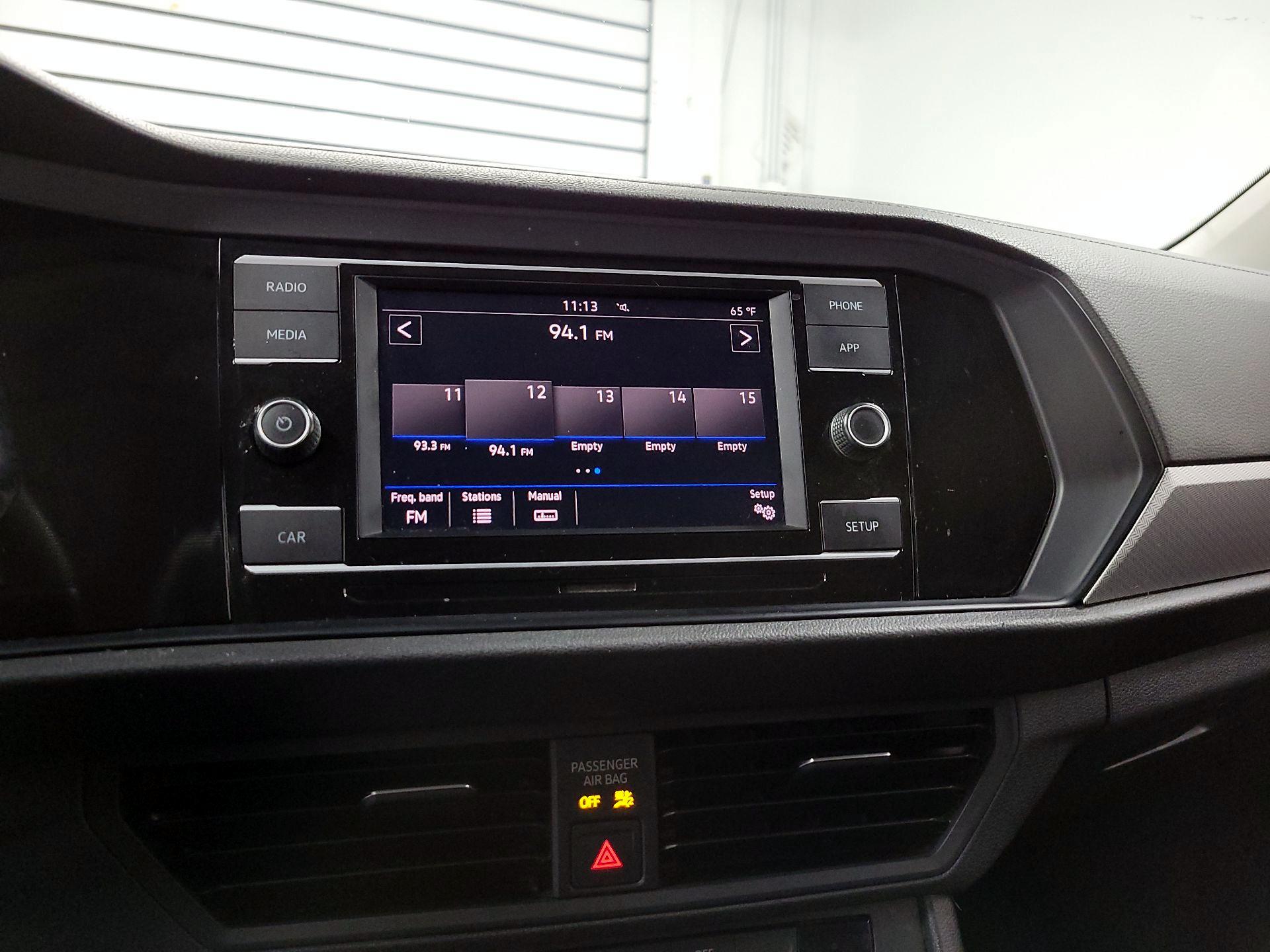 Thumbnail: 2019 Volkswagen Jetta - 15