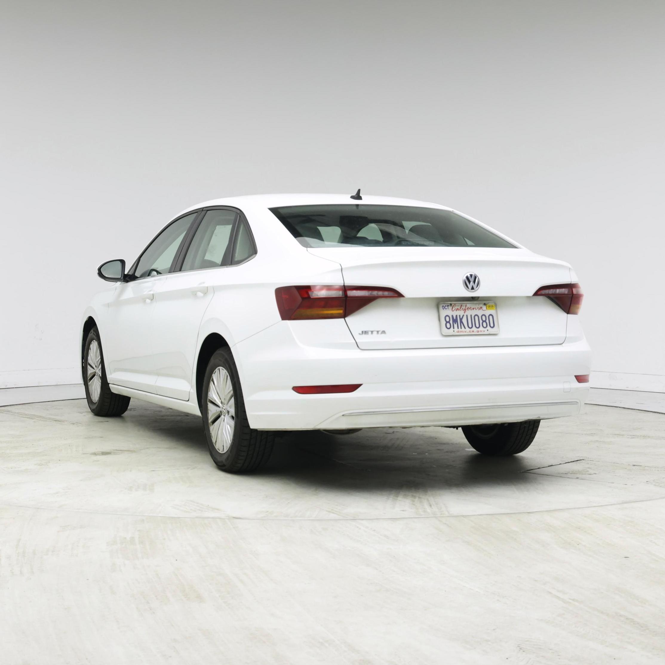 Thumbnail: 2019 Volkswagen Jetta - 2