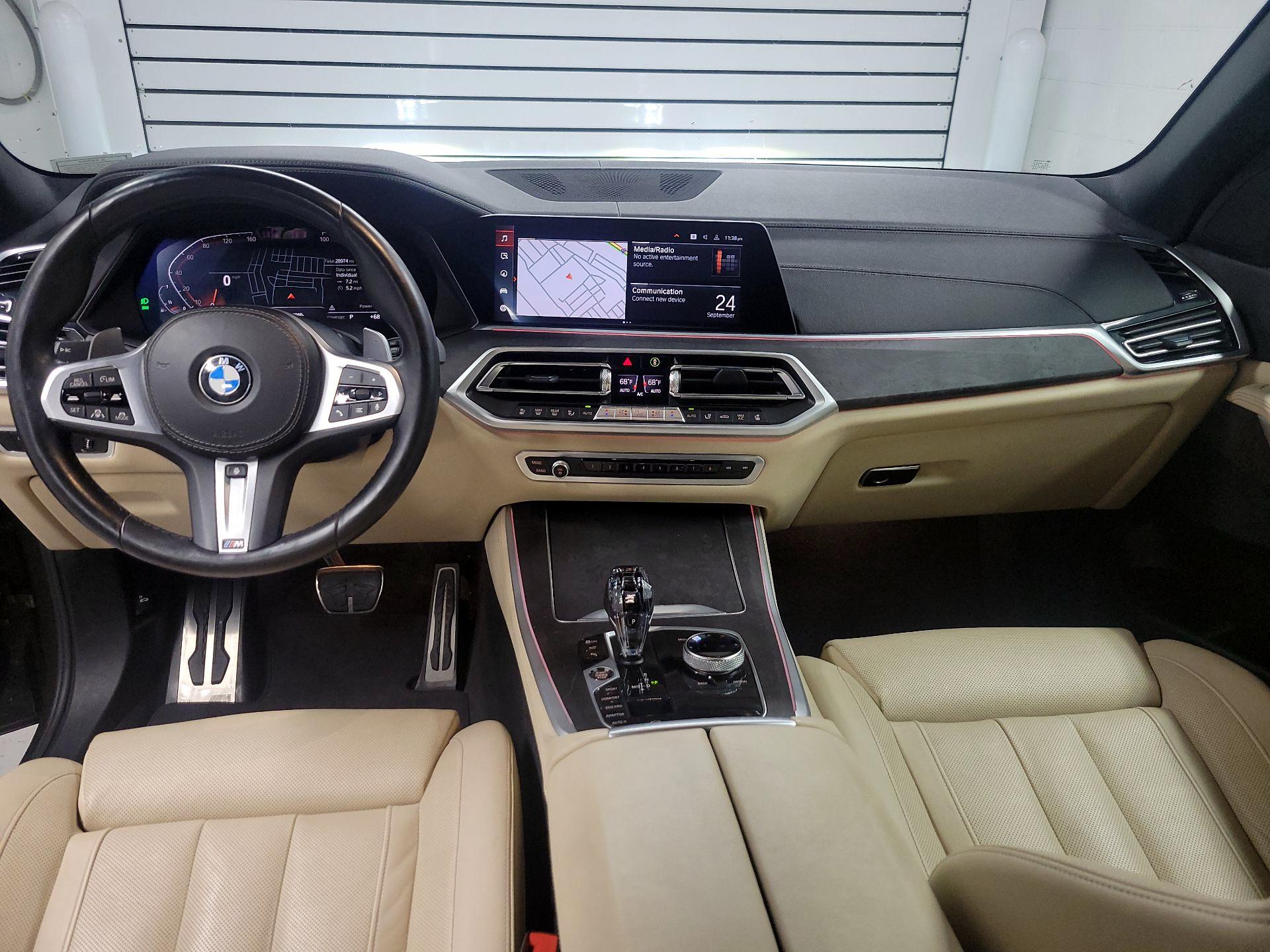 Thumbnail: 2022 BMW X5 - 9
