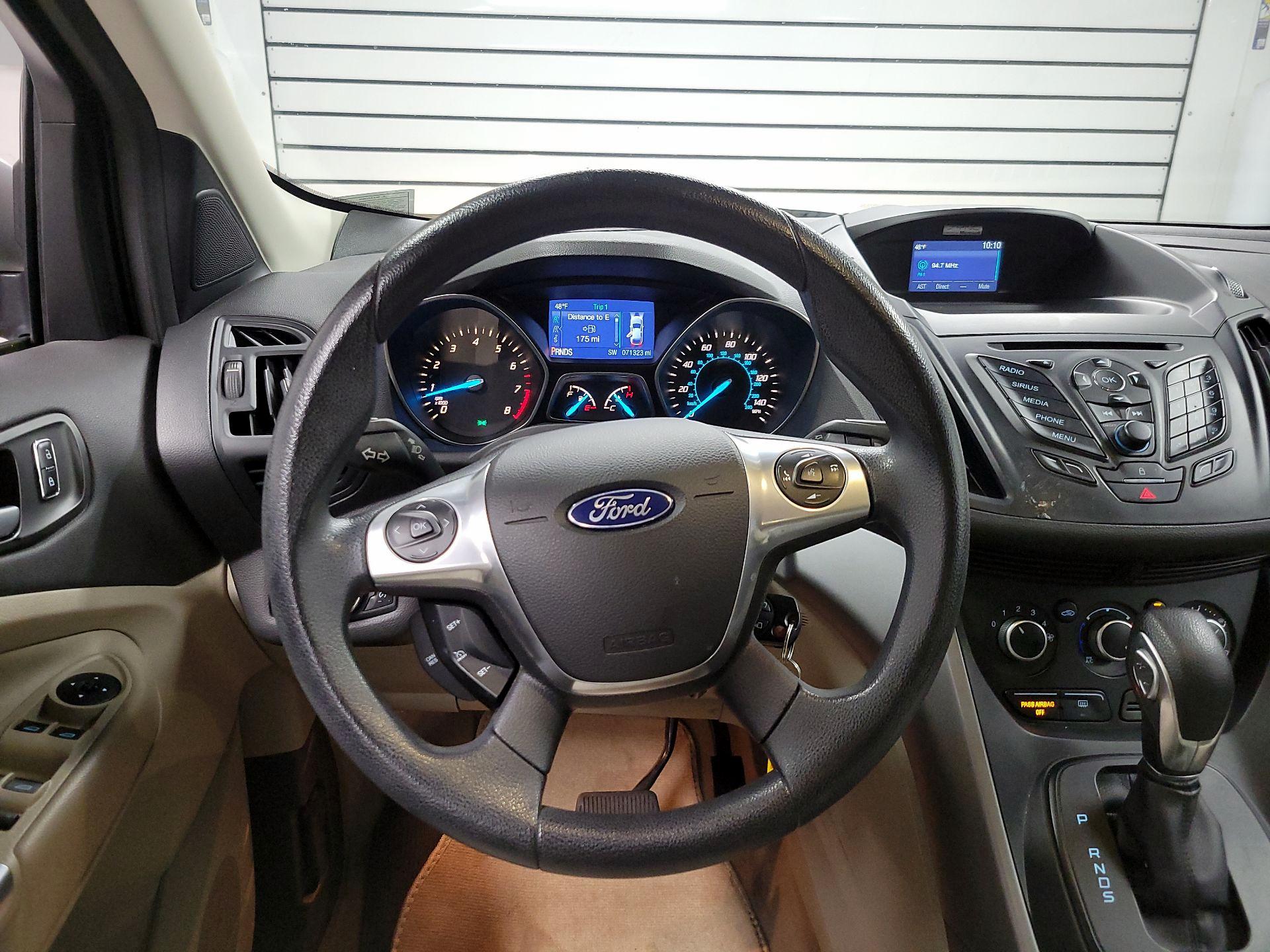 Thumbnail: 2015 Ford Escape - 10
