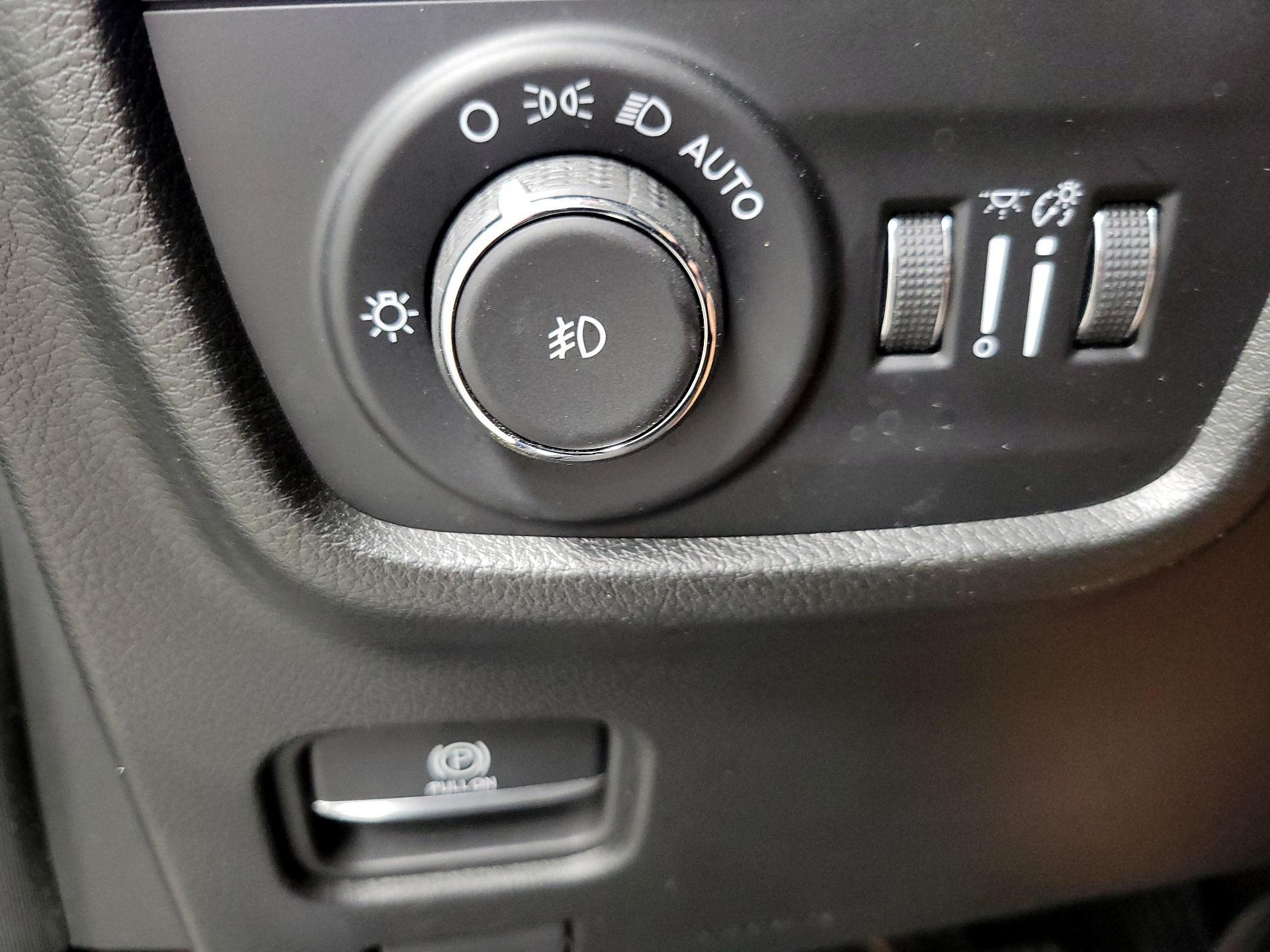 Thumbnail: 2023 Jeep Grand Cherokee - 13