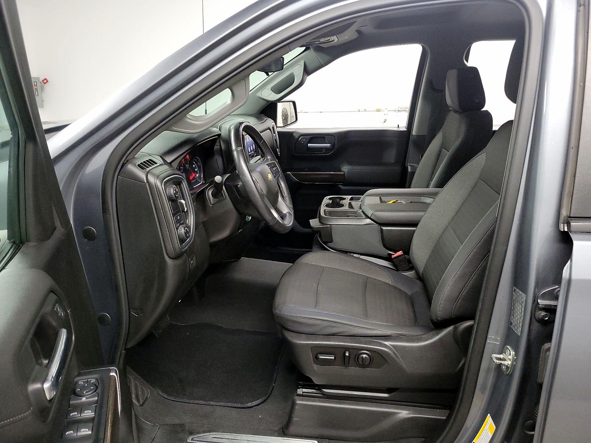 Thumbnail: 2019 Chevrolet Silverado 1500 - 11