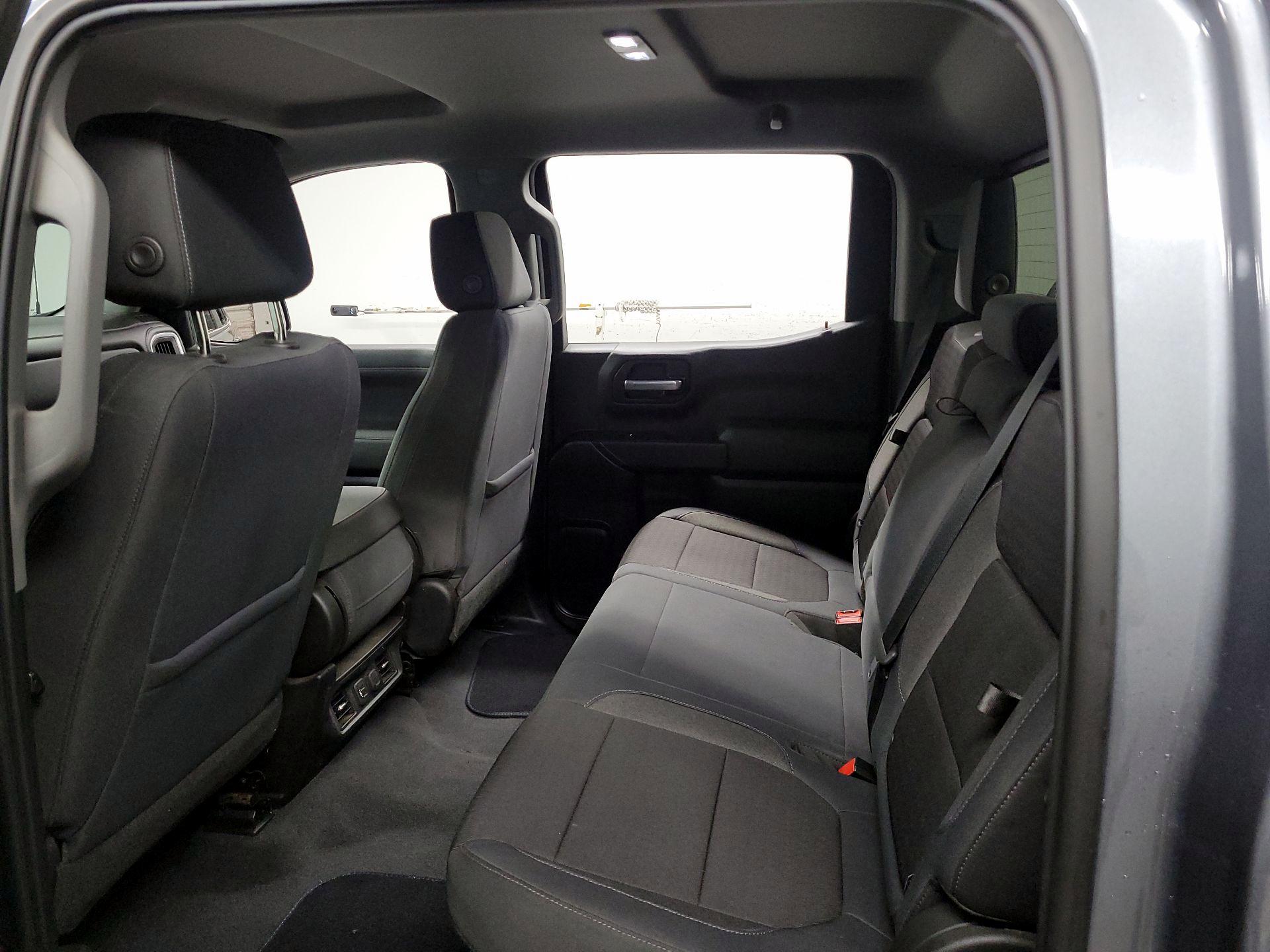 Thumbnail: 2019 Chevrolet Silverado 1500 - 19