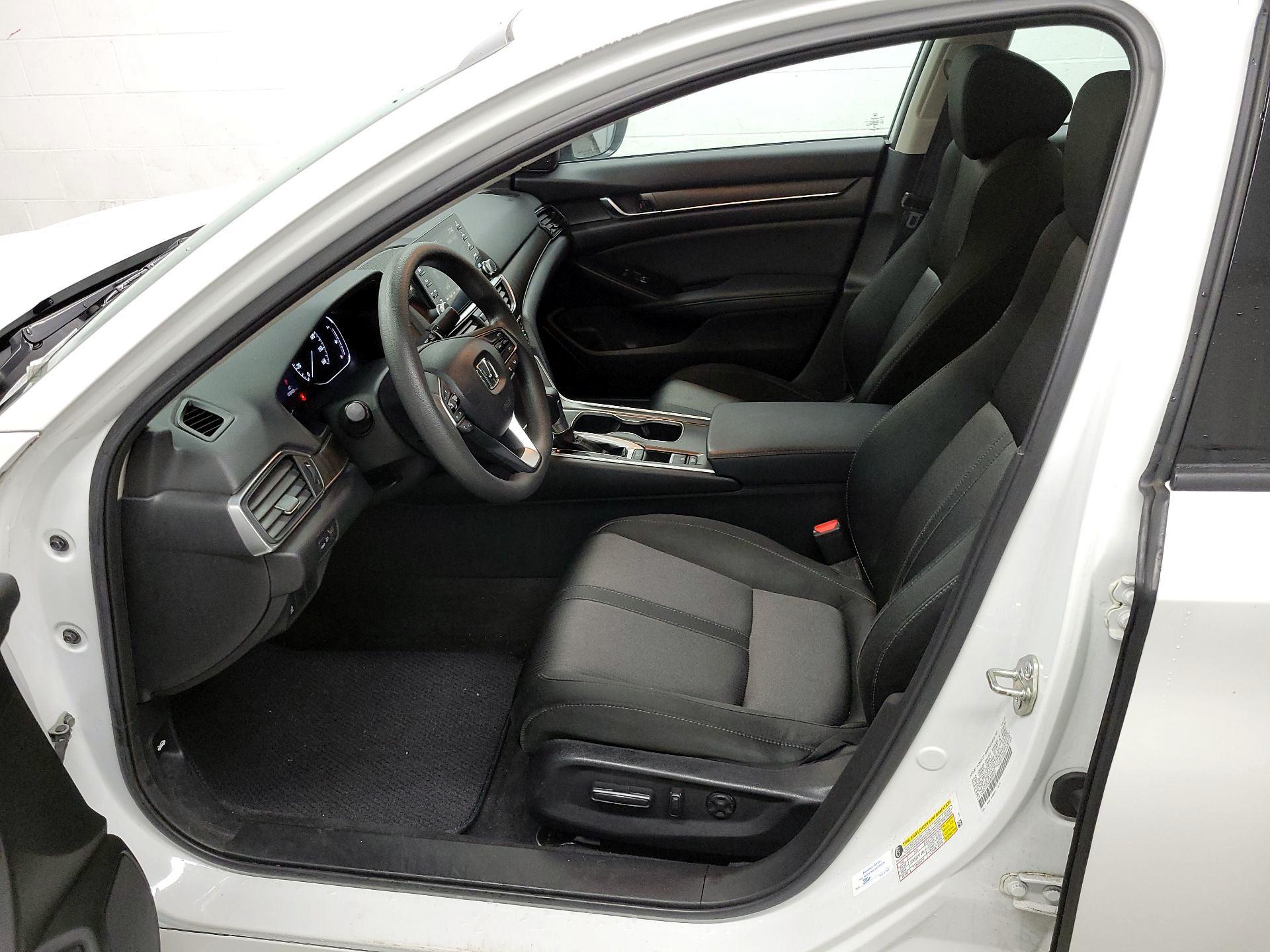 Thumbnail: 2018 Honda Accord - 11