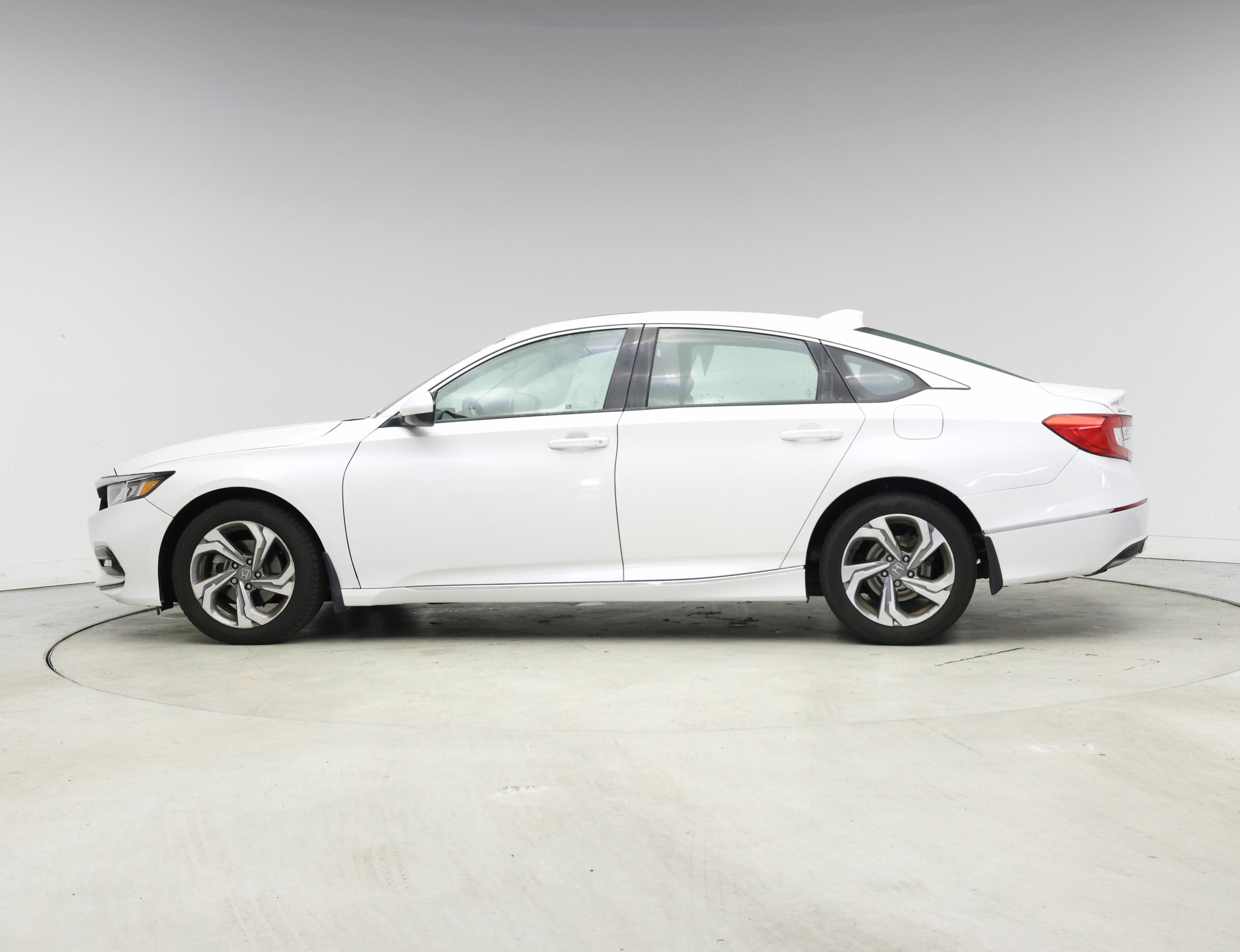 Thumbnail: 2018 Honda Accord - 3