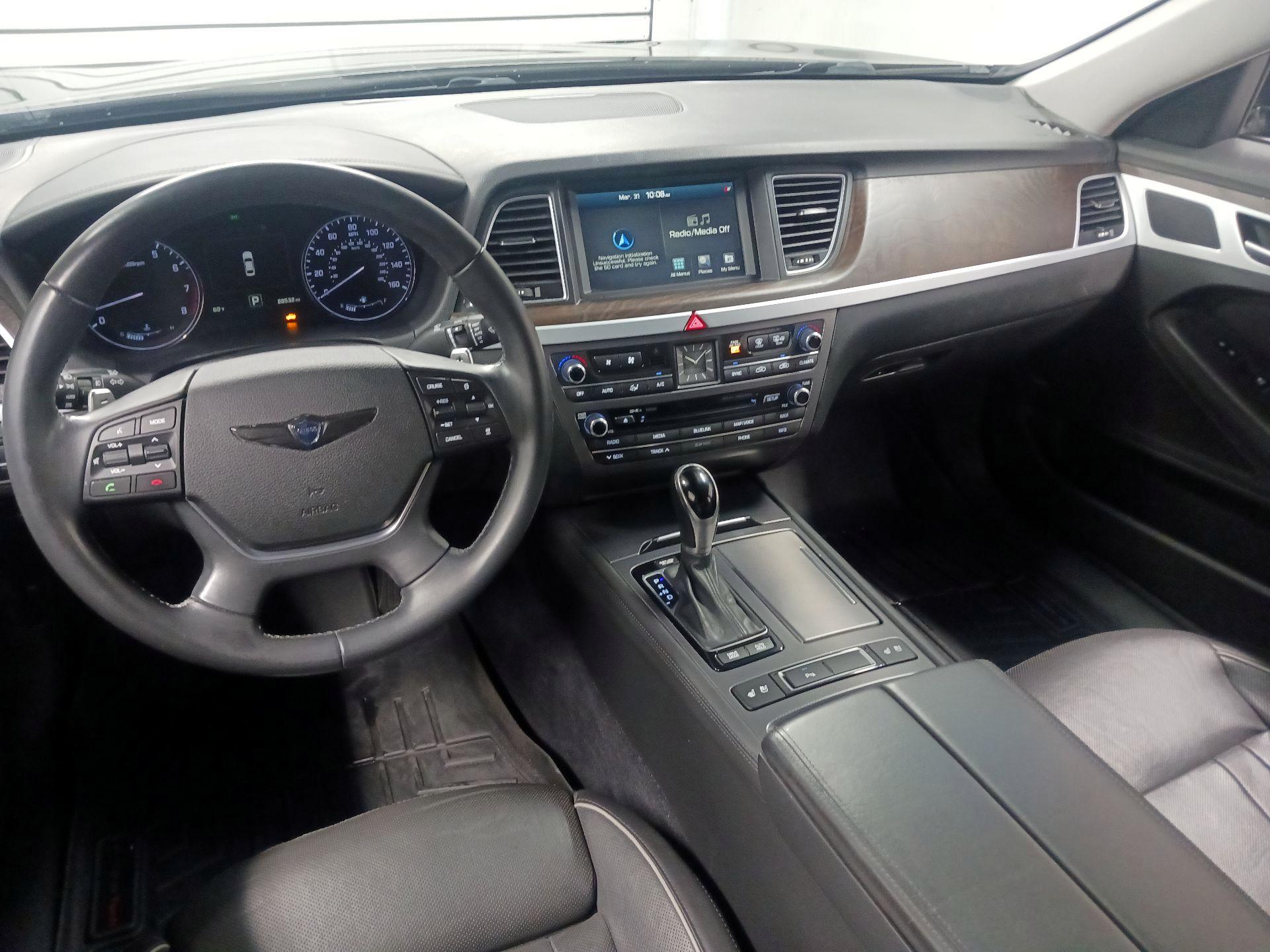 Thumbnail: 2015 Hyundai Genesis - 9