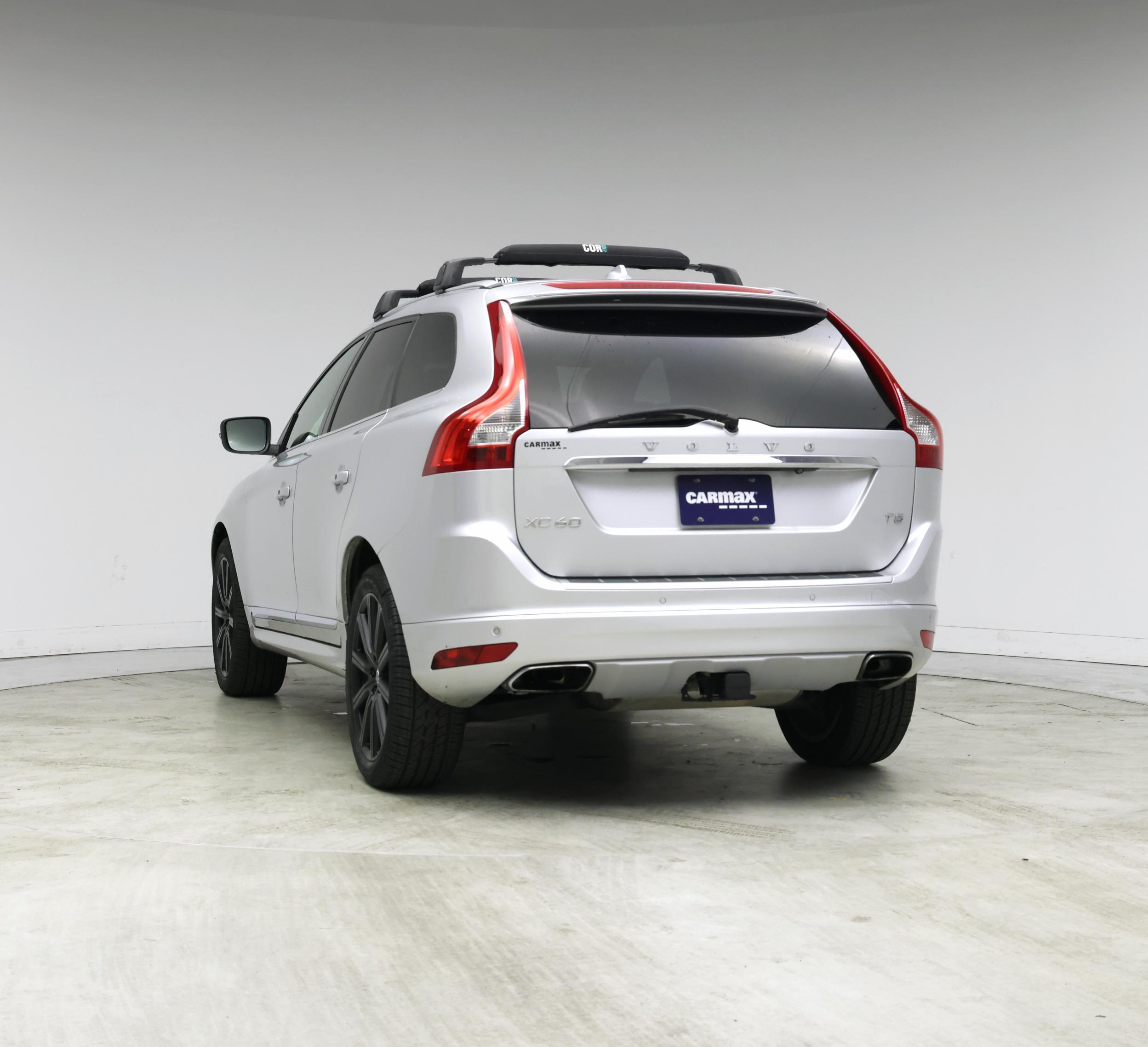 Thumbnail: 2016 Volvo XC60 - 6