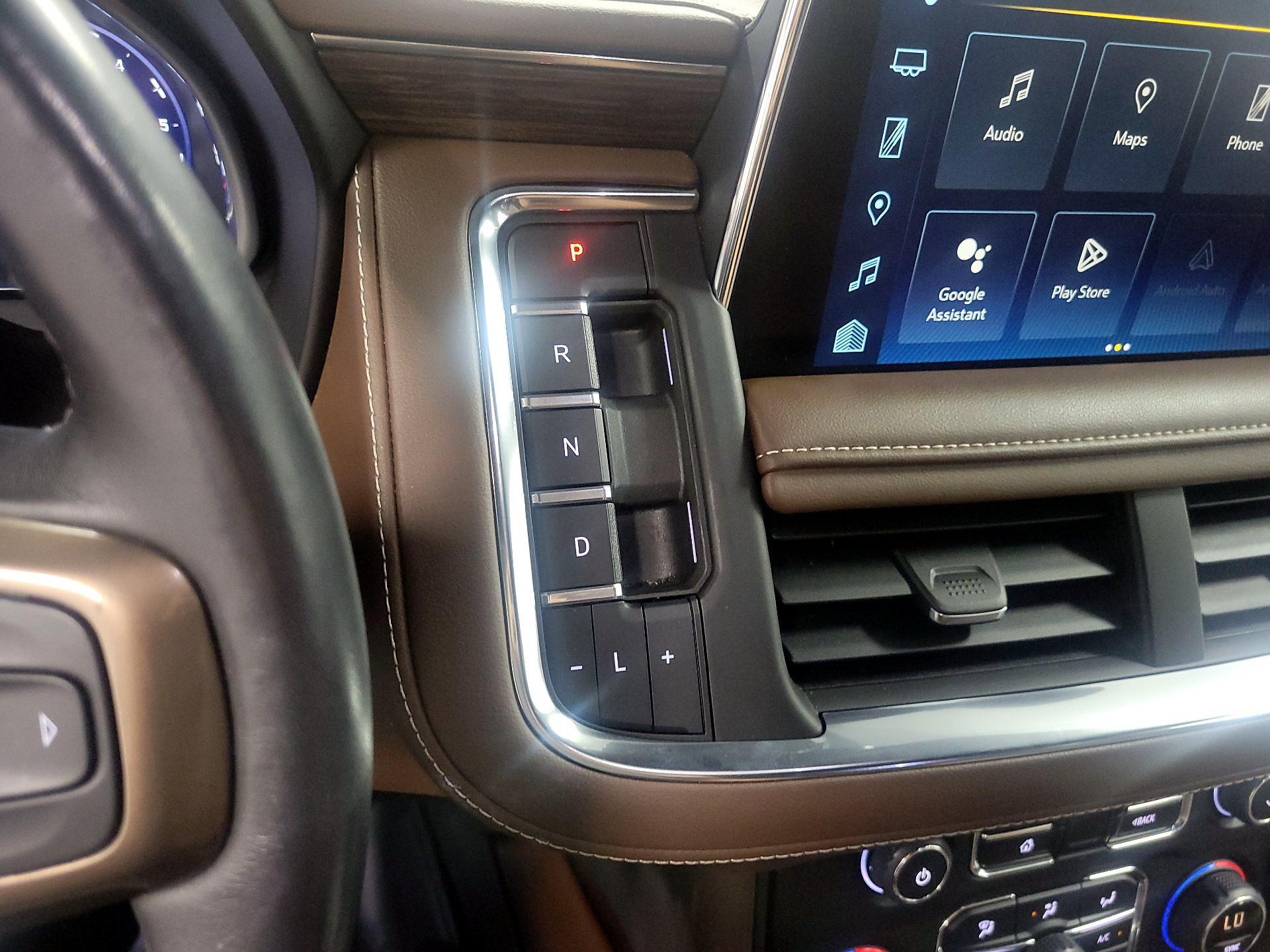 Thumbnail: 2023 Chevrolet Tahoe - 16