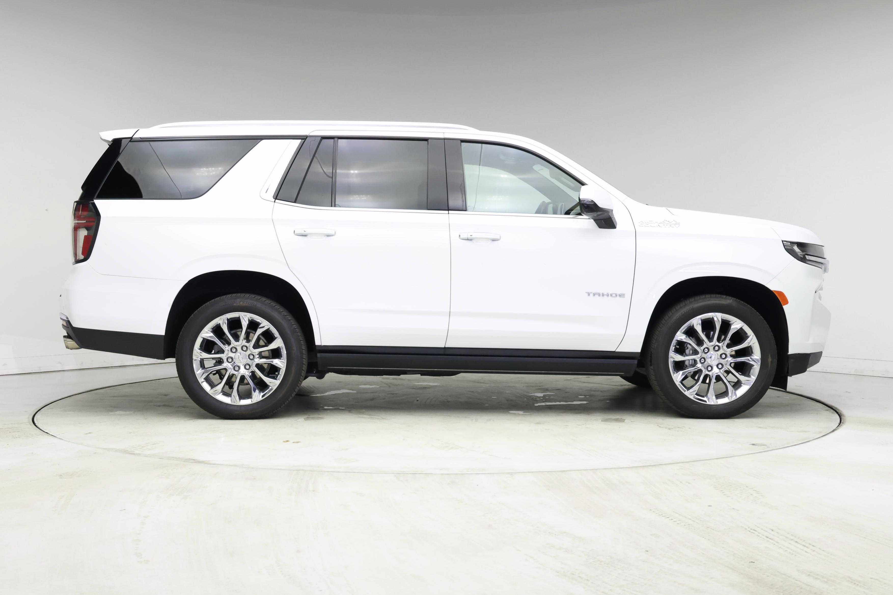 Thumbnail: 2023 Chevrolet Tahoe - 7
