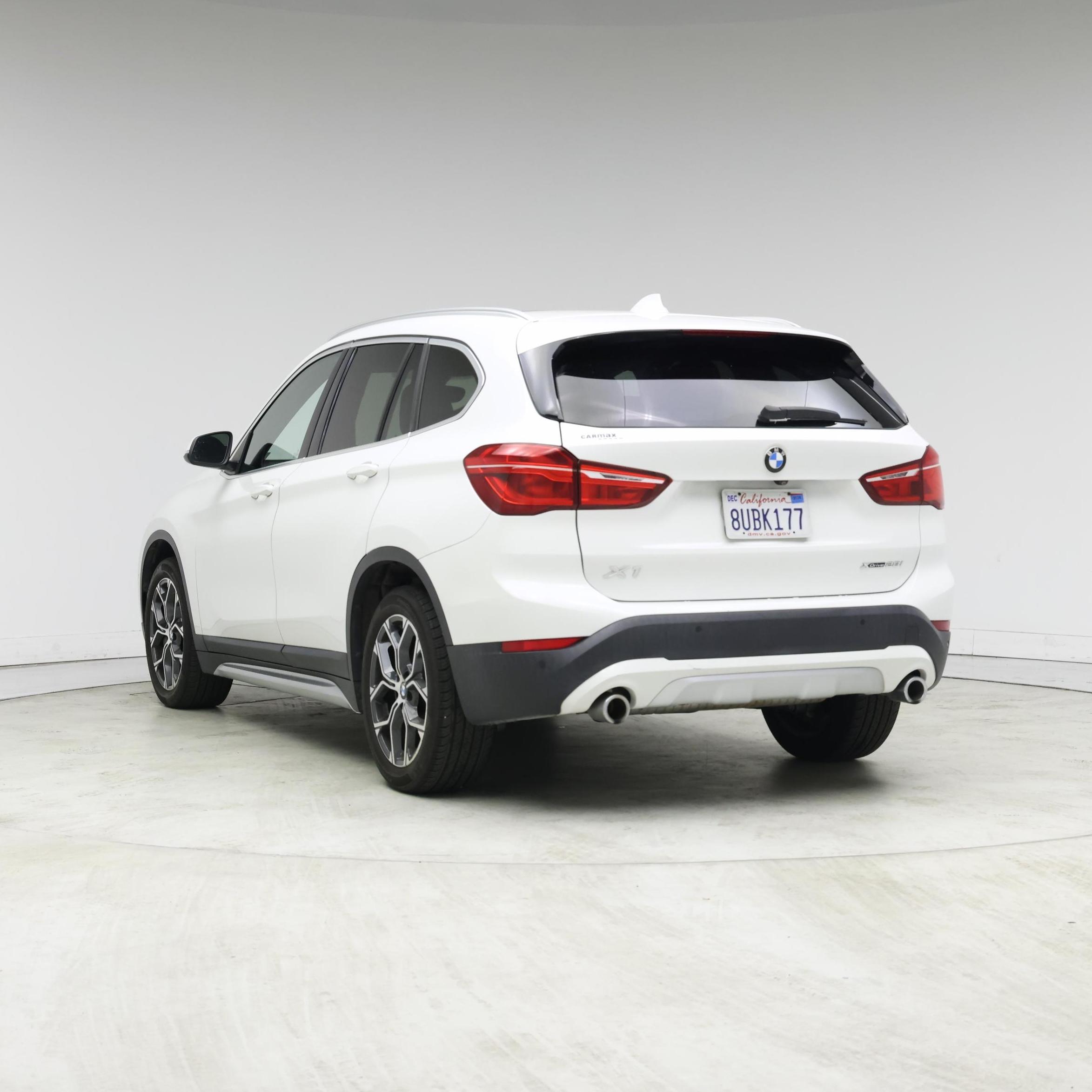 Thumbnail: 2021 BMW X1 - 2