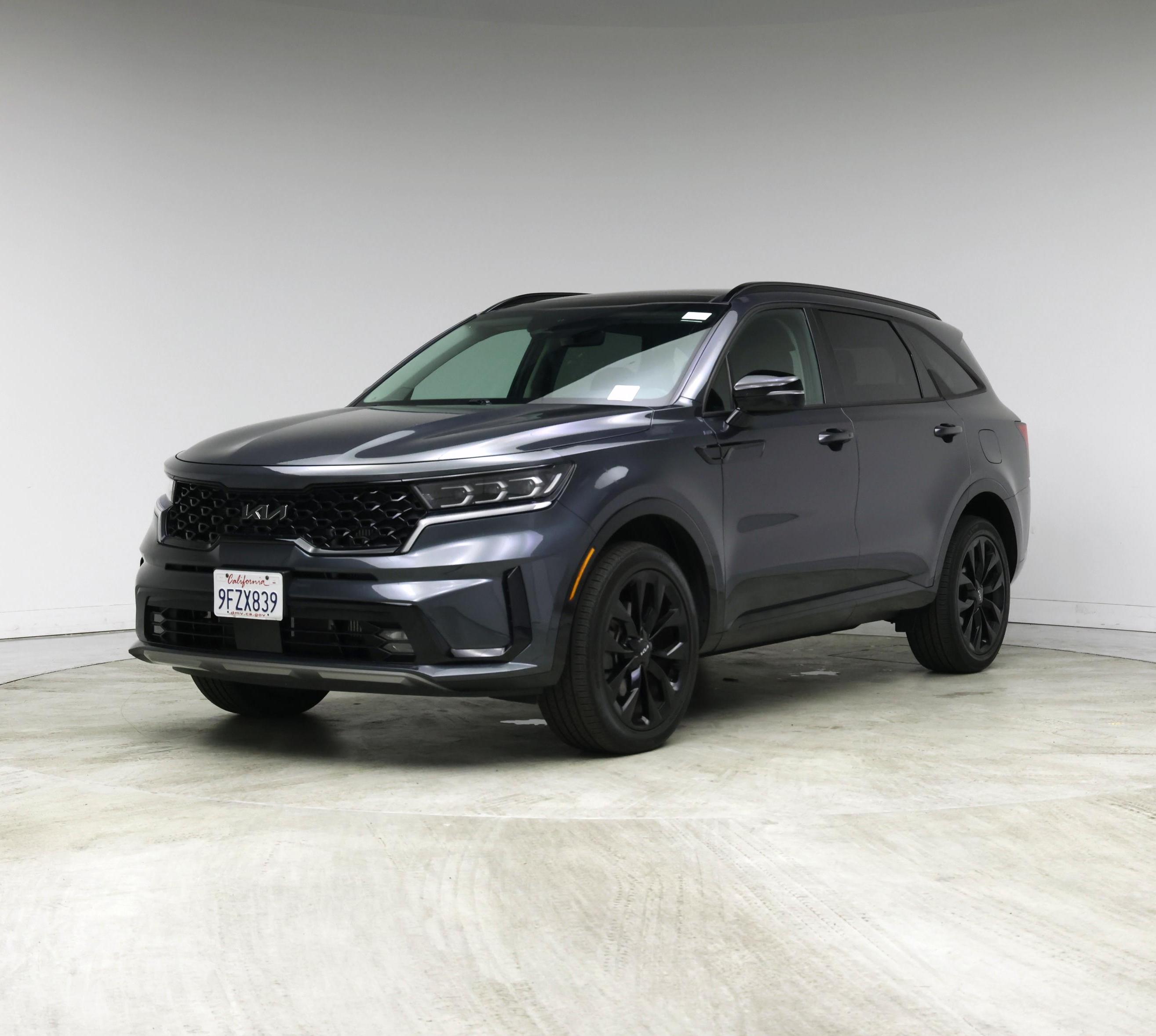 Thumbnail: 2023 Kia Sorento - 4