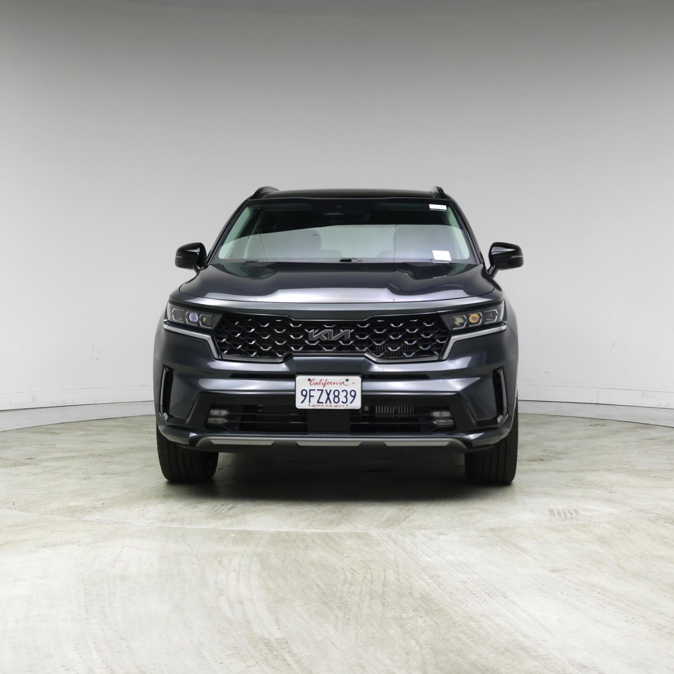 Thumbnail: 2023 Kia Sorento - 5
