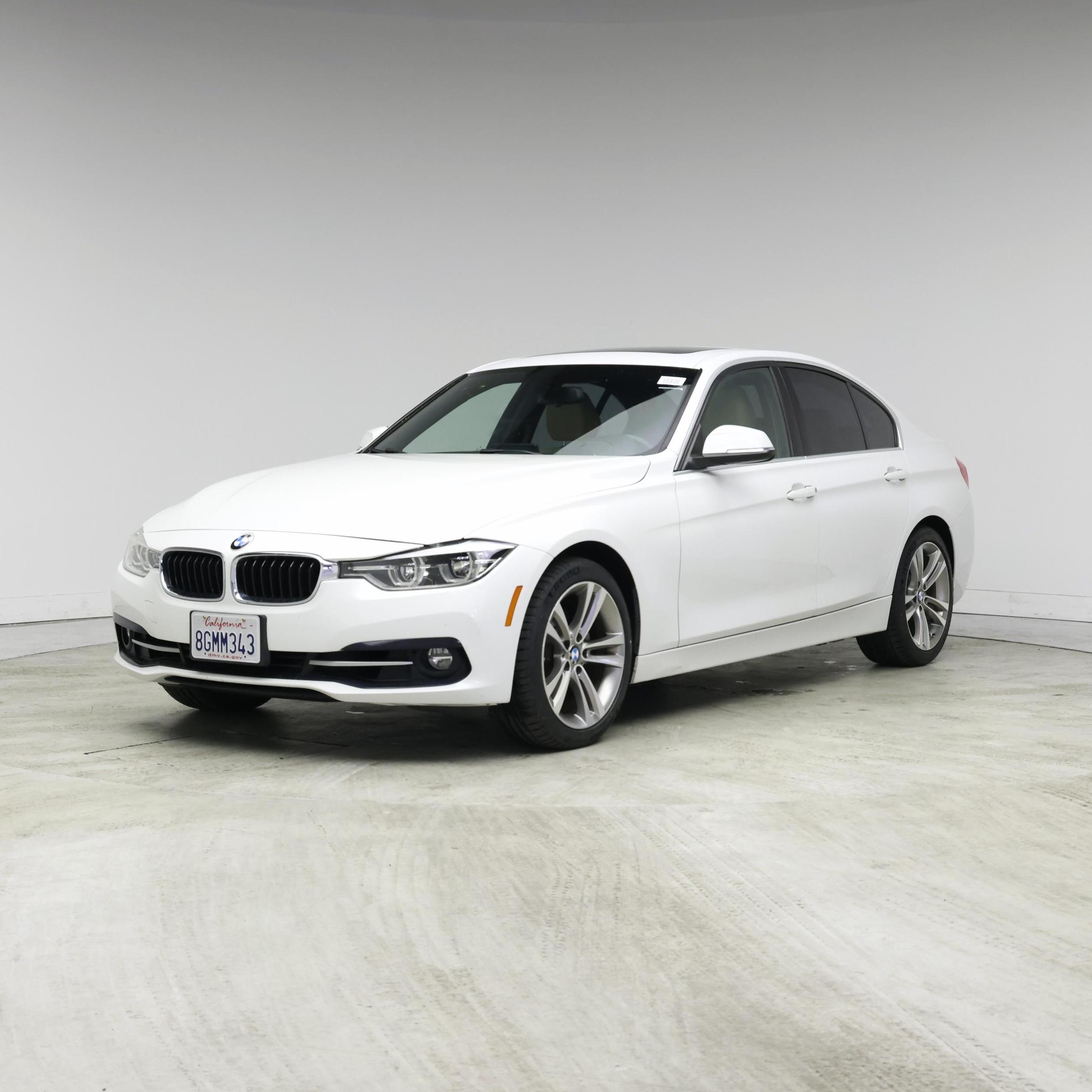 Thumbnail: 2018 BMW 3 Series - 4