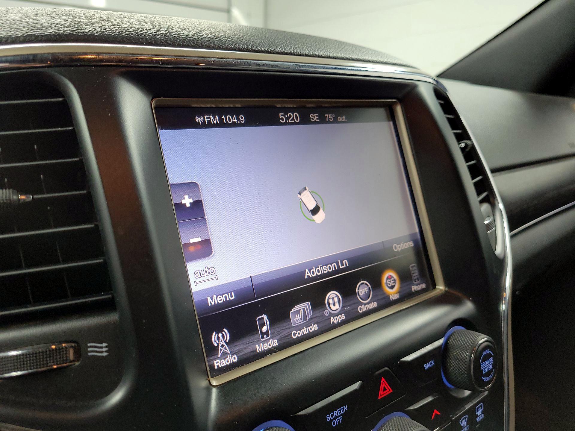 Thumbnail: 2014 Jeep Grand Cherokee - 14