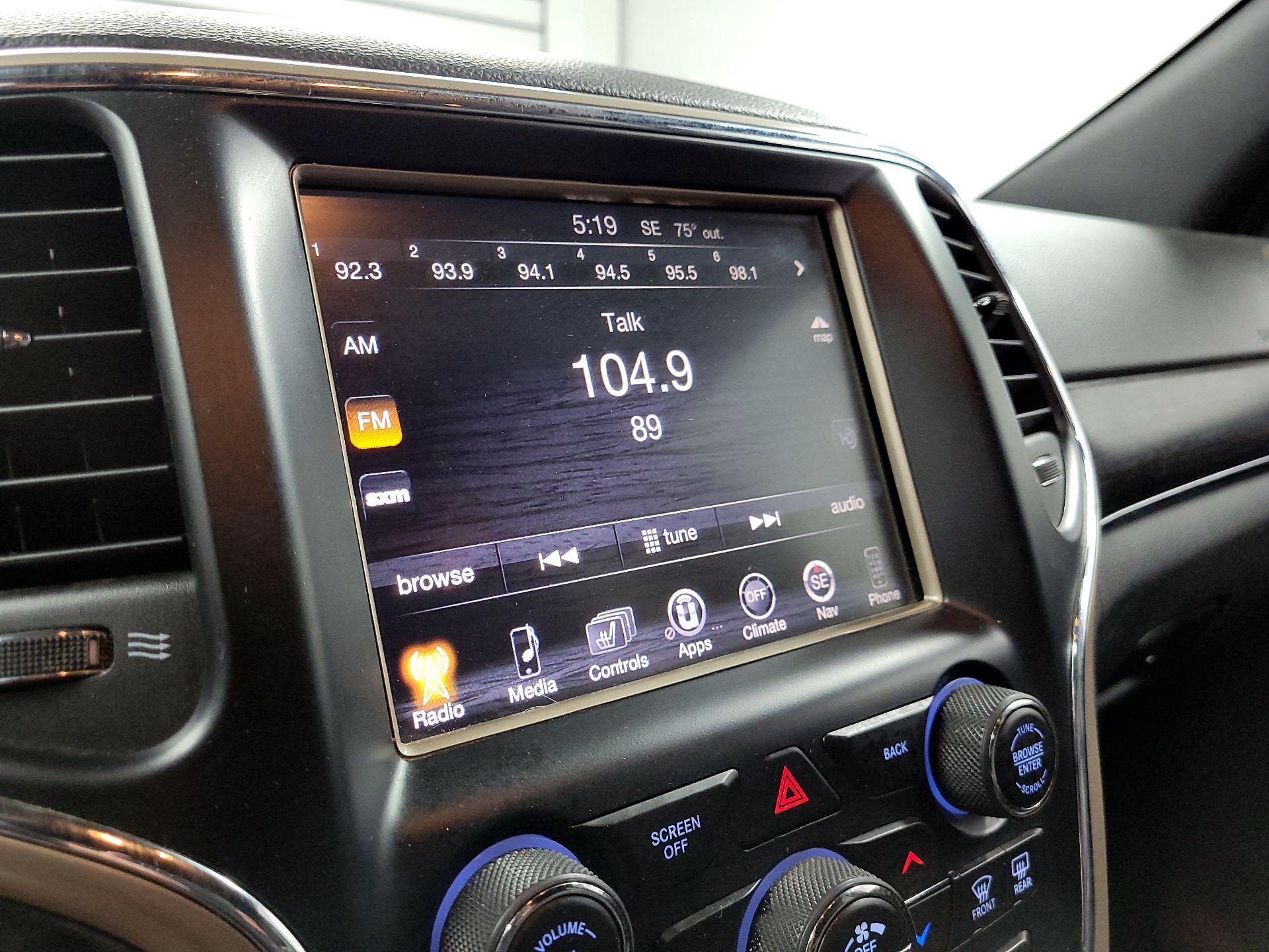 Thumbnail: 2014 Jeep Grand Cherokee - 16