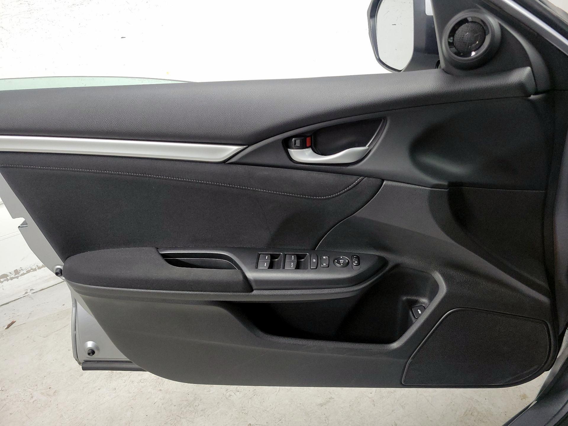 Thumbnail: 2020 Honda Civic - 12