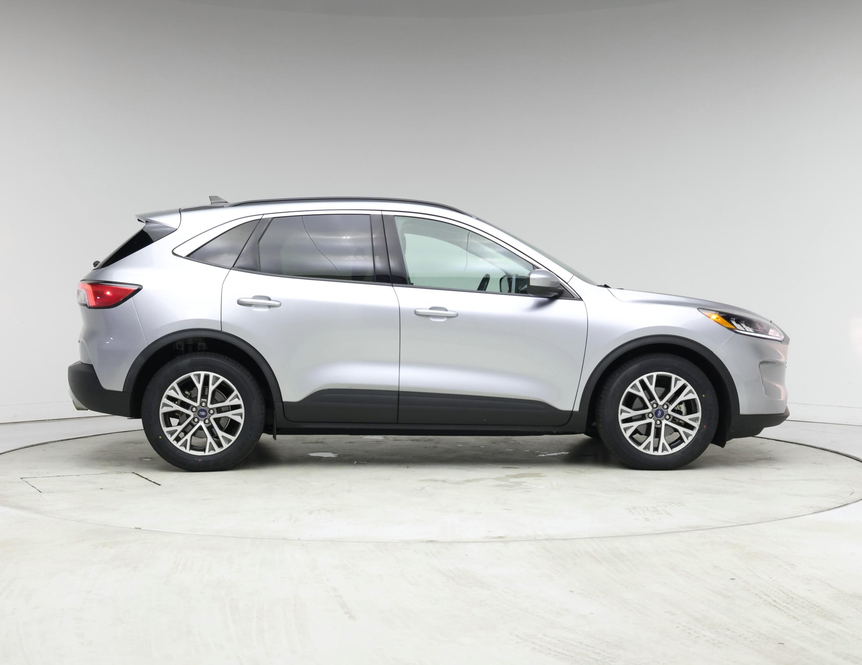 Thumbnail: 2021 Ford Escape - 7