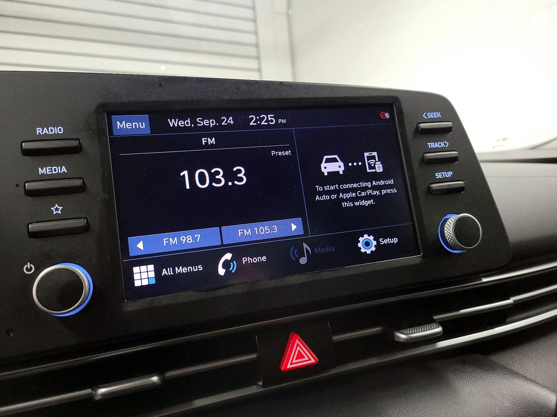 Thumbnail: 2021 Hyundai Elantra - 15