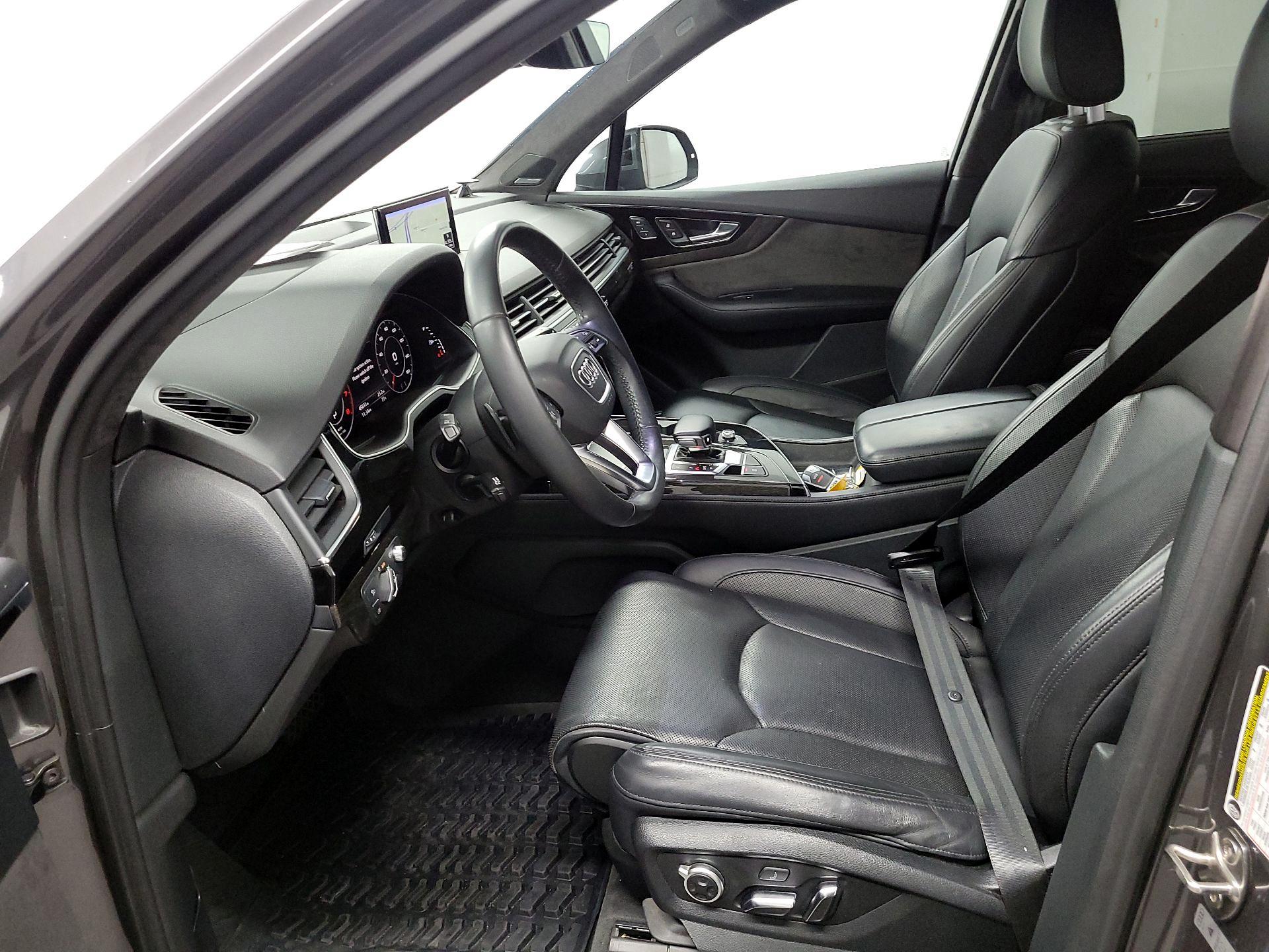 Thumbnail: 2019 Audi Q7 - 11