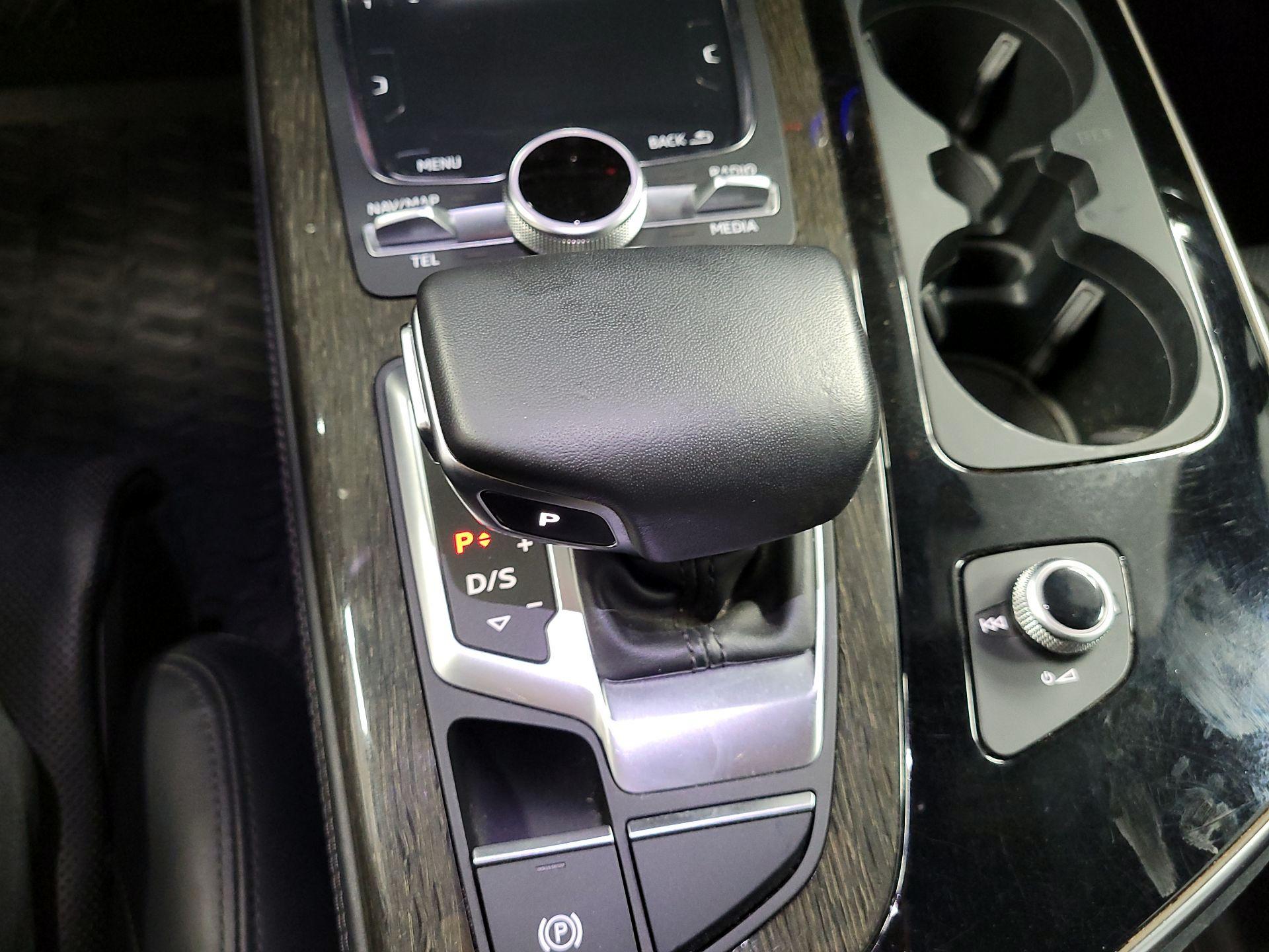Thumbnail: 2019 Audi Q7 - 18