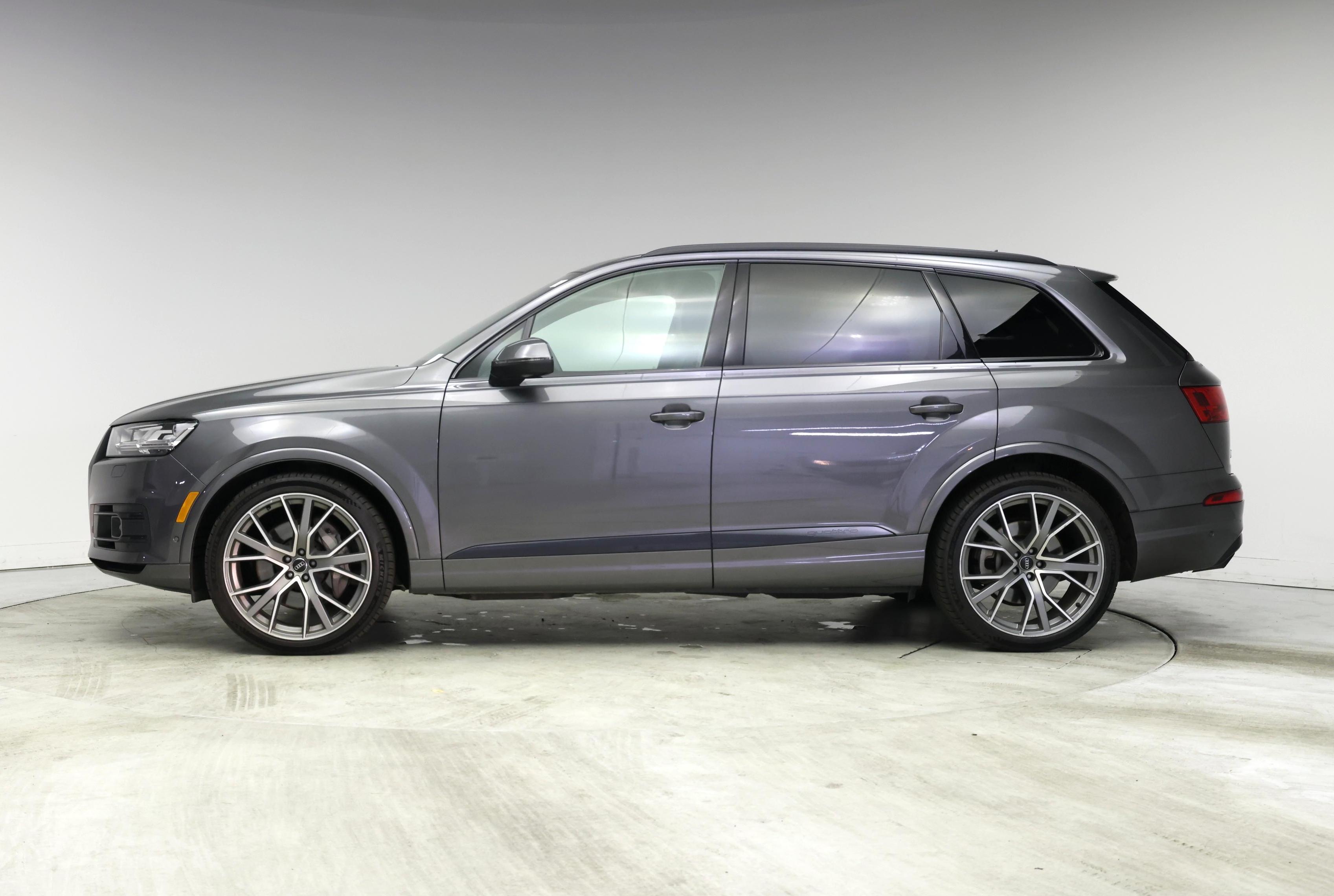Thumbnail: 2019 Audi Q7 - 3