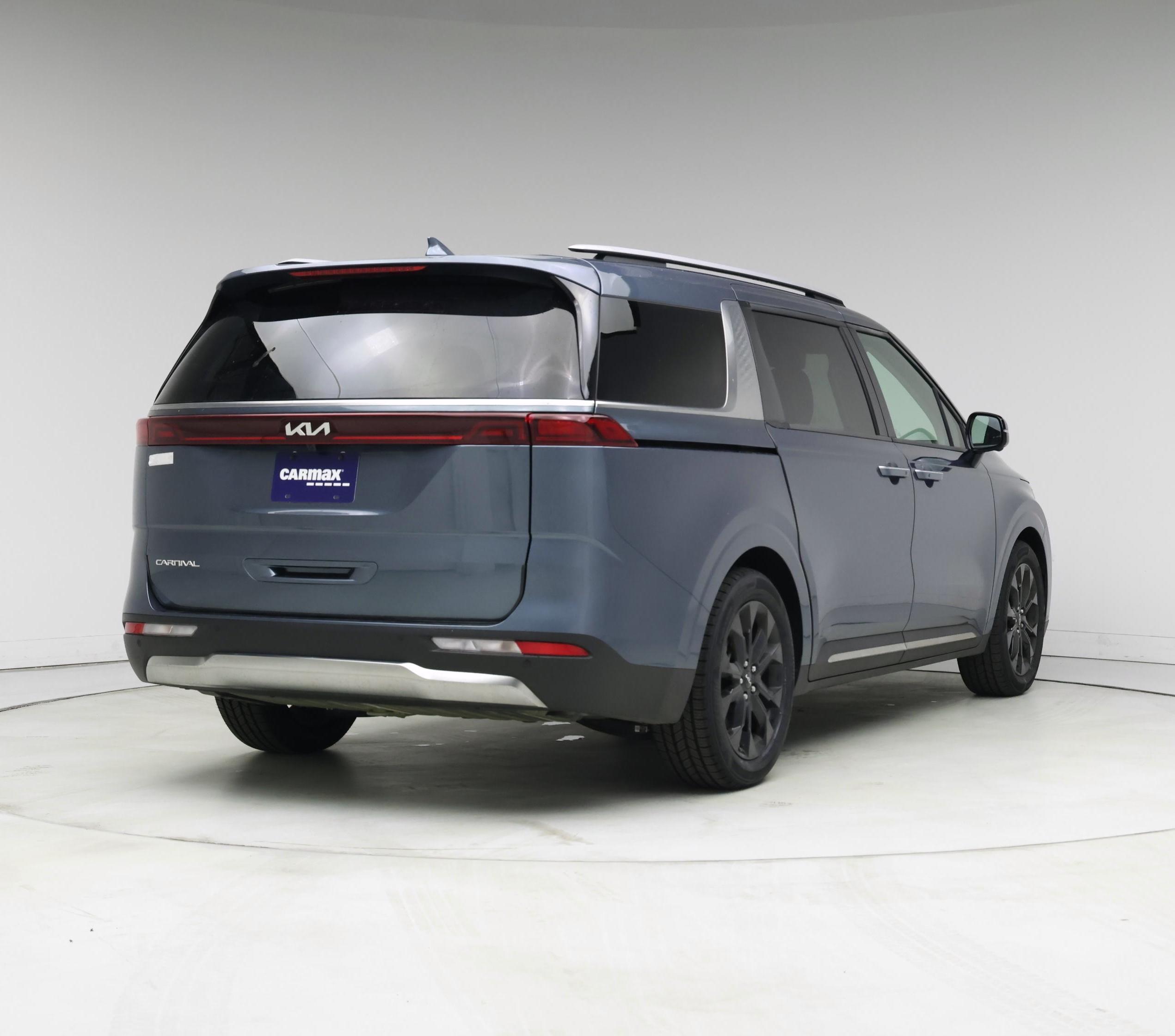Thumbnail: 2024 Kia Carnival - 8