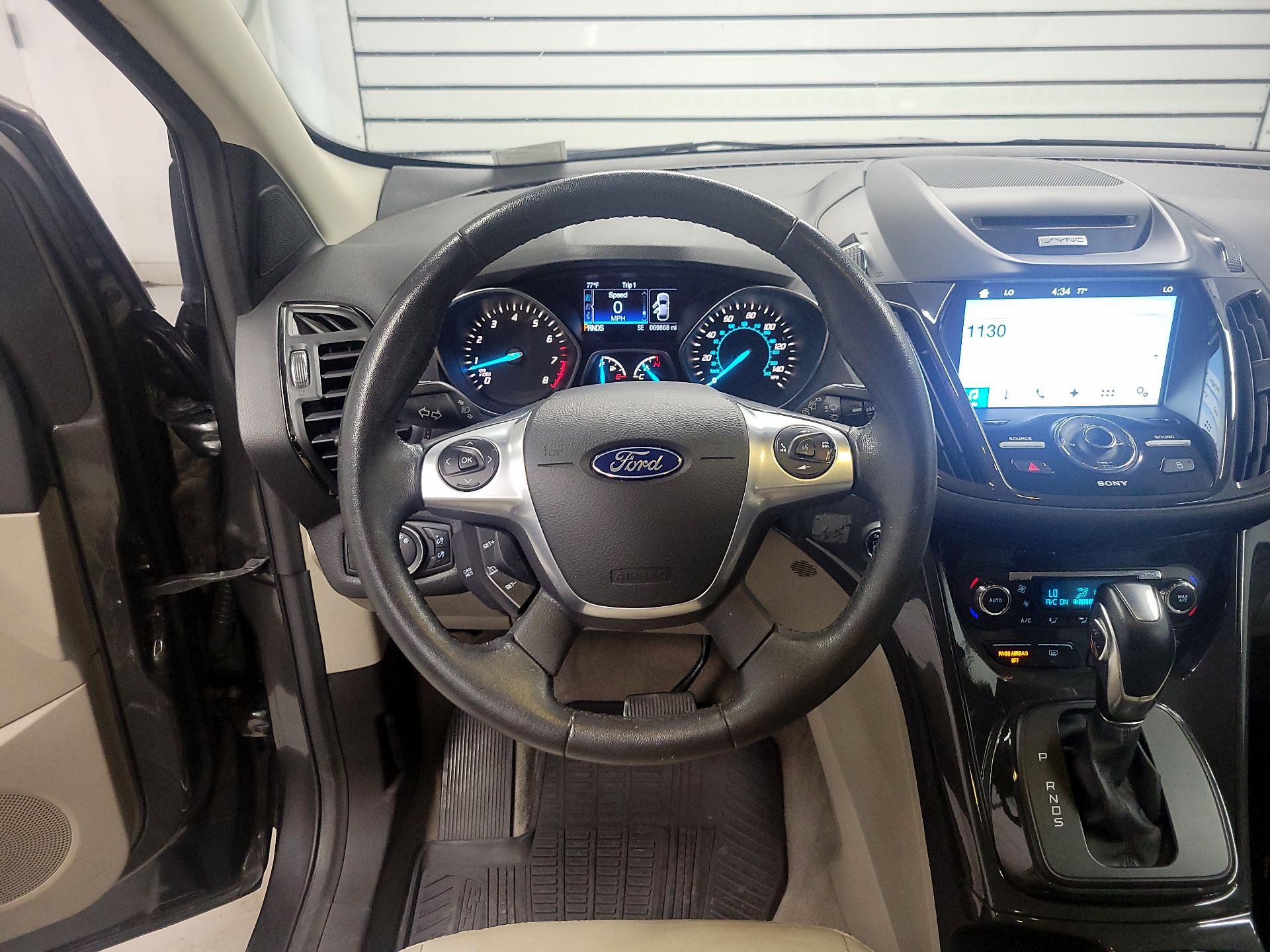Thumbnail: 2016 Ford Escape - 10