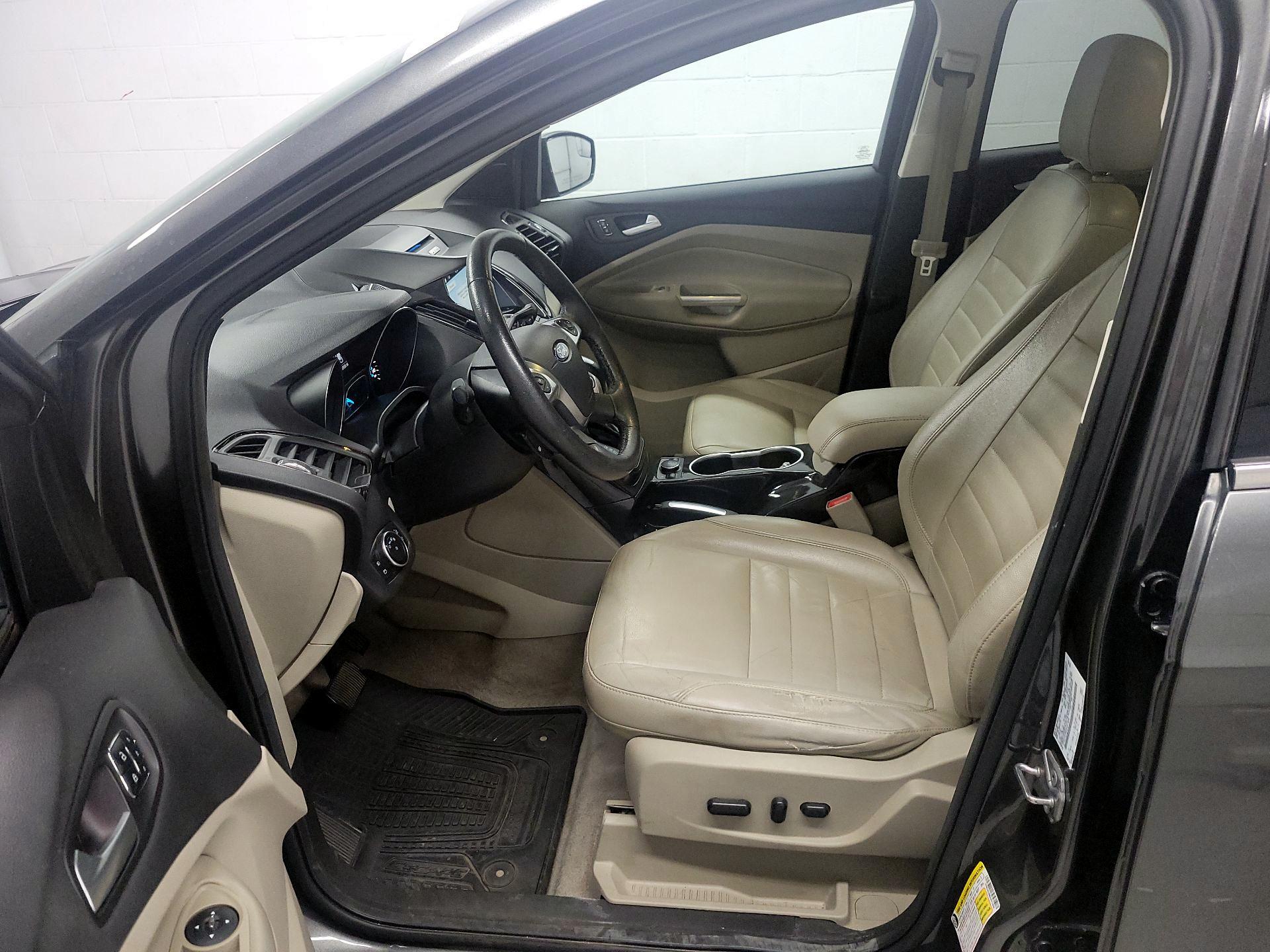 Thumbnail: 2016 Ford Escape - 11